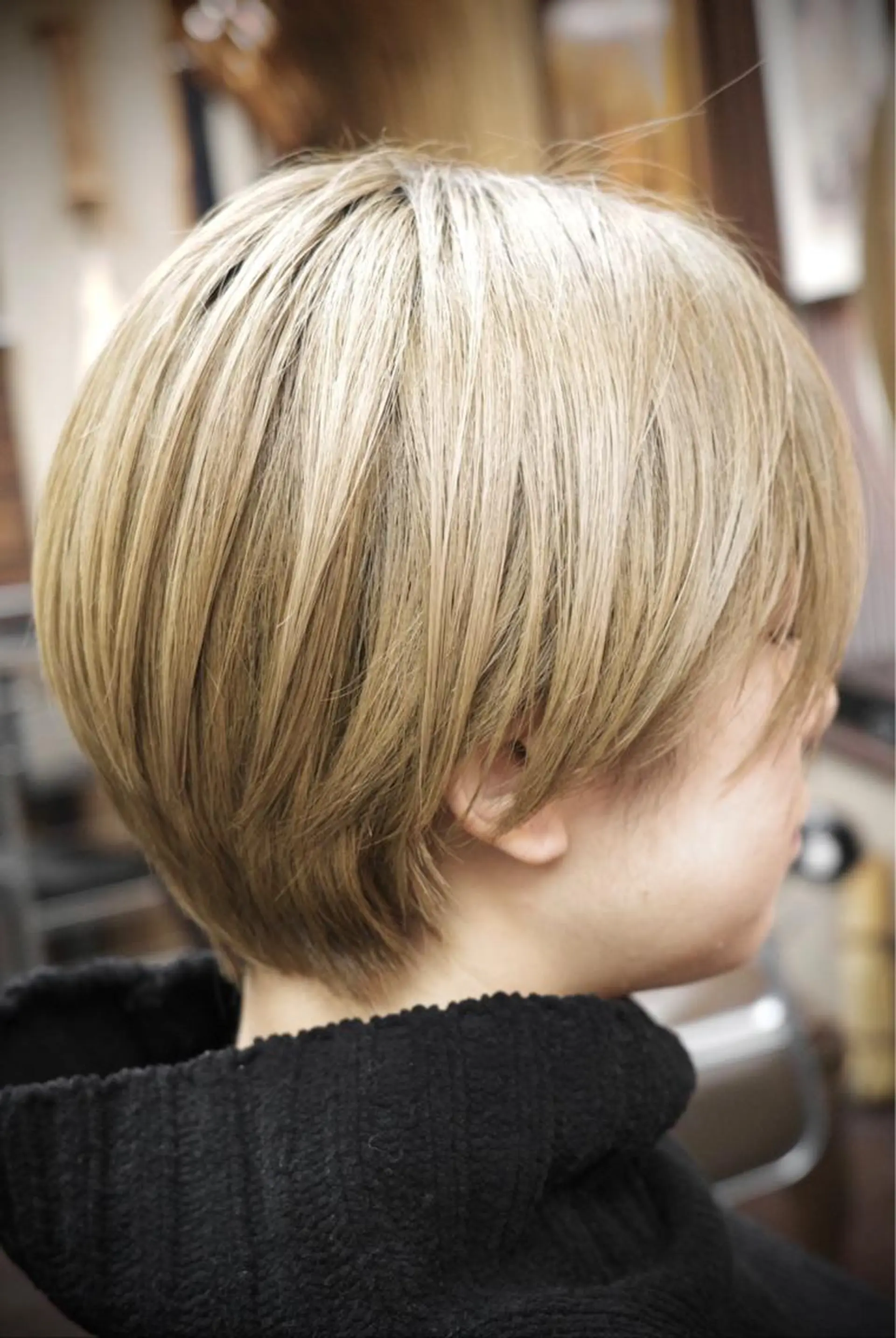 ショート ハイライト 髪質改善 韓国風ヘア レイヤーカット ショートヘア Koichi Satoのヘアスタイル