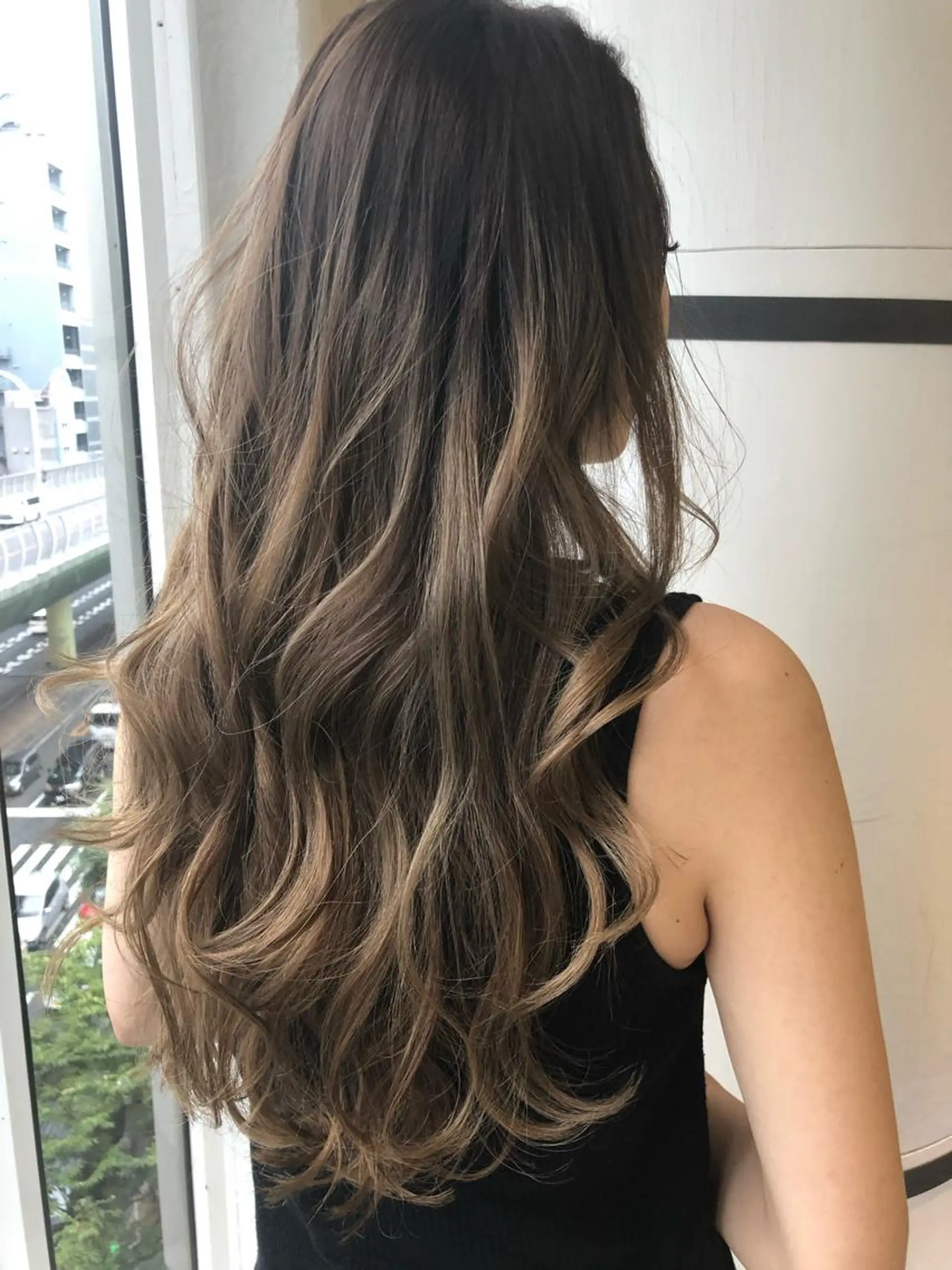 ロング カラー welring hair salonのヘアスタイル