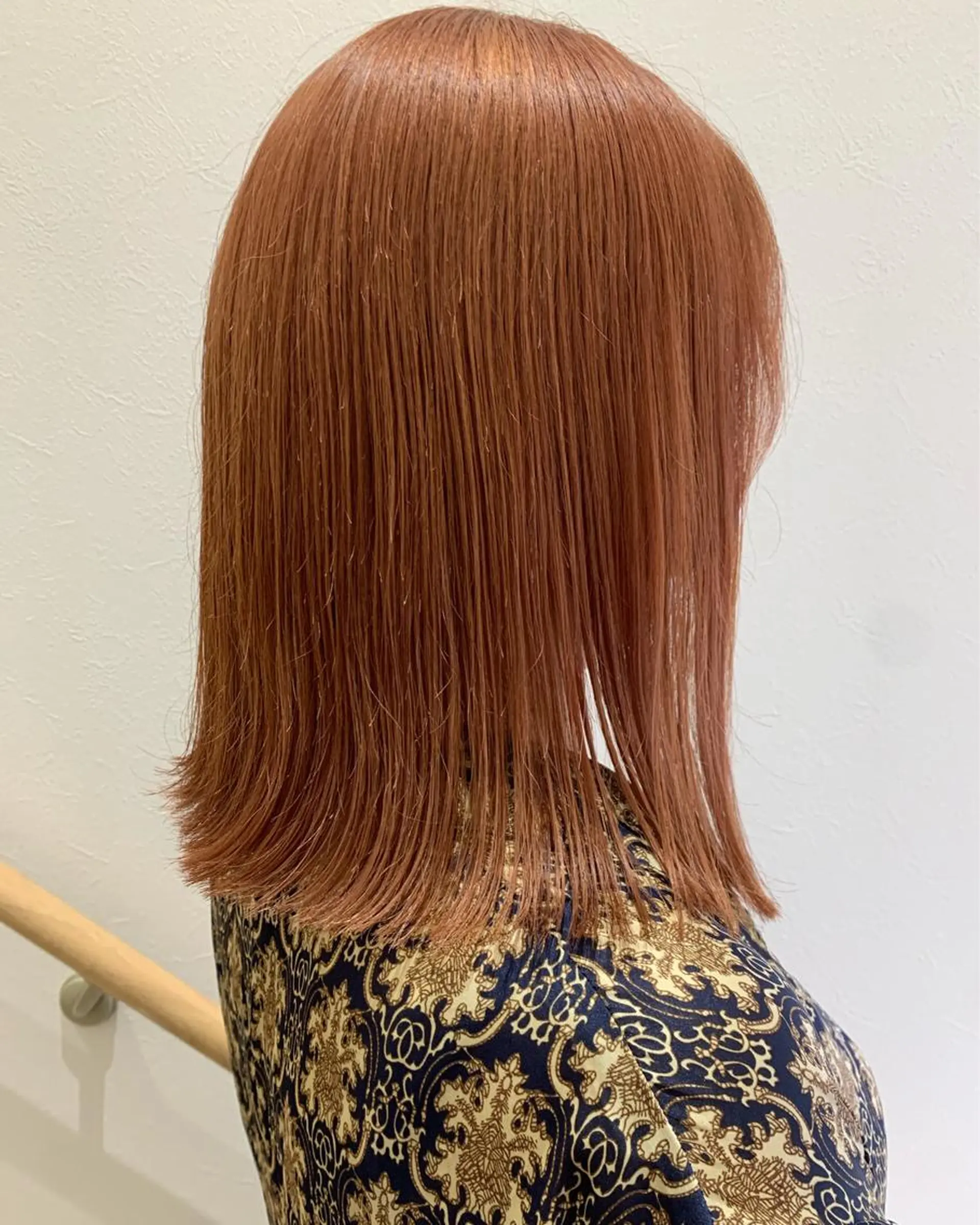 ミディアム カラー ベージュカラー ブリーチ オレンジ オレンジベージュ カット ヘアカラー トリートメント hub hair レイヤー/透明感のヘアスタイル