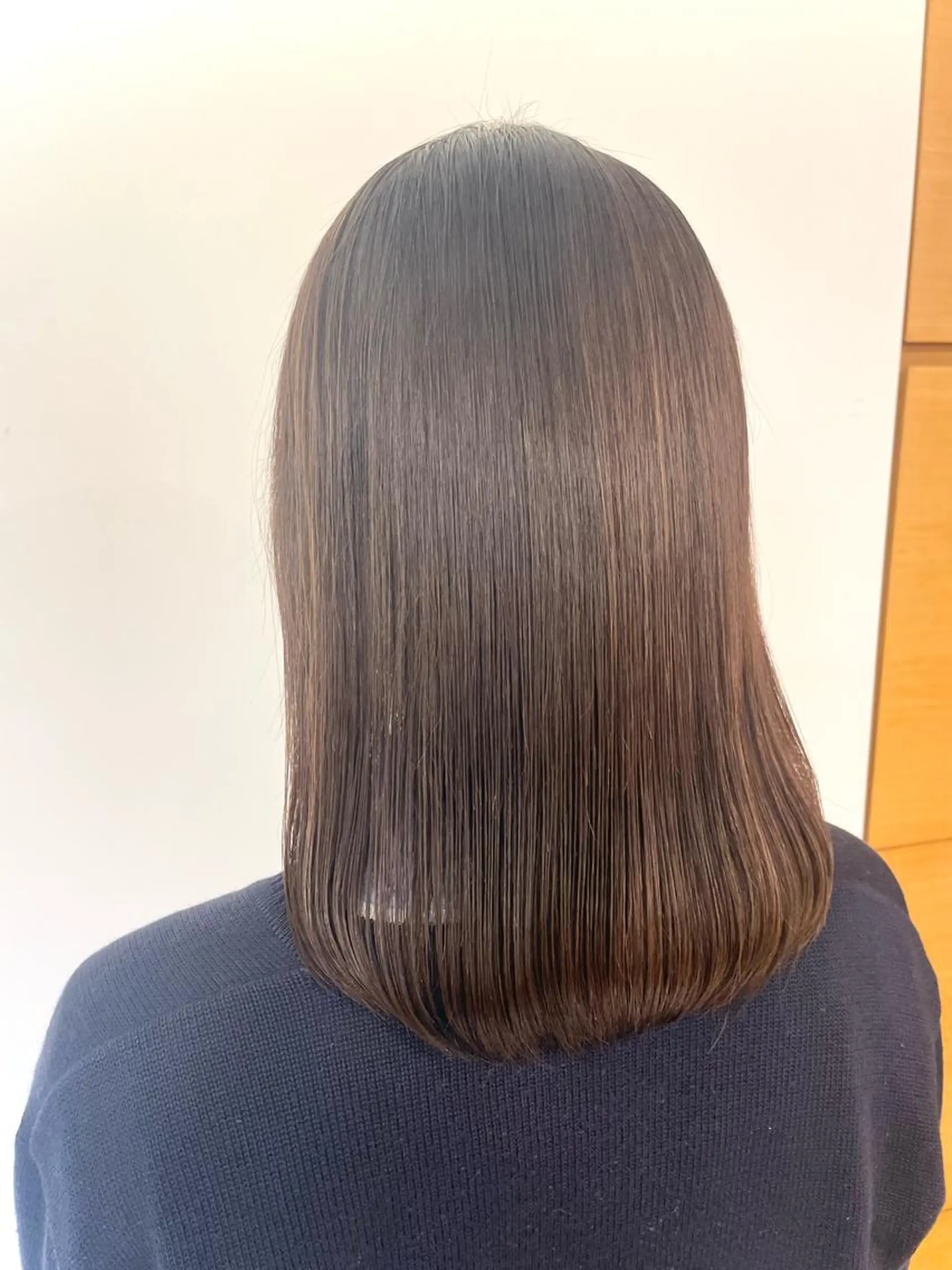 セミロング 美髪矯正・ブリーチ 矯正🫧秋元ゆたかのヘアスタイル