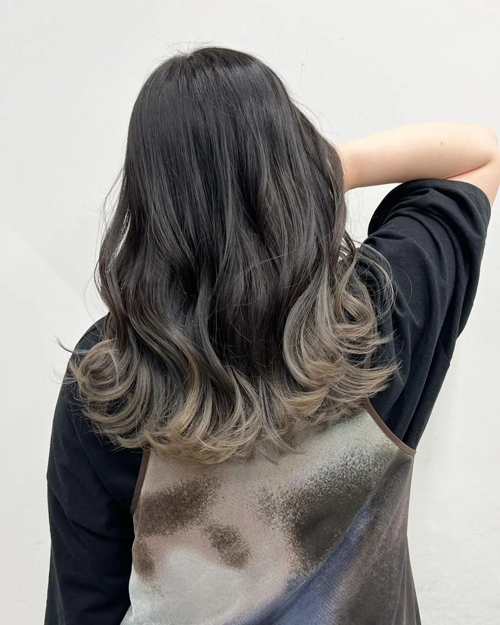 カラー ロング アディクシーカラー アッシュ ブルーカラー ダークアッシュ グレージュ 【公式】amble luxe池袋東口🩷のヘアスタイル