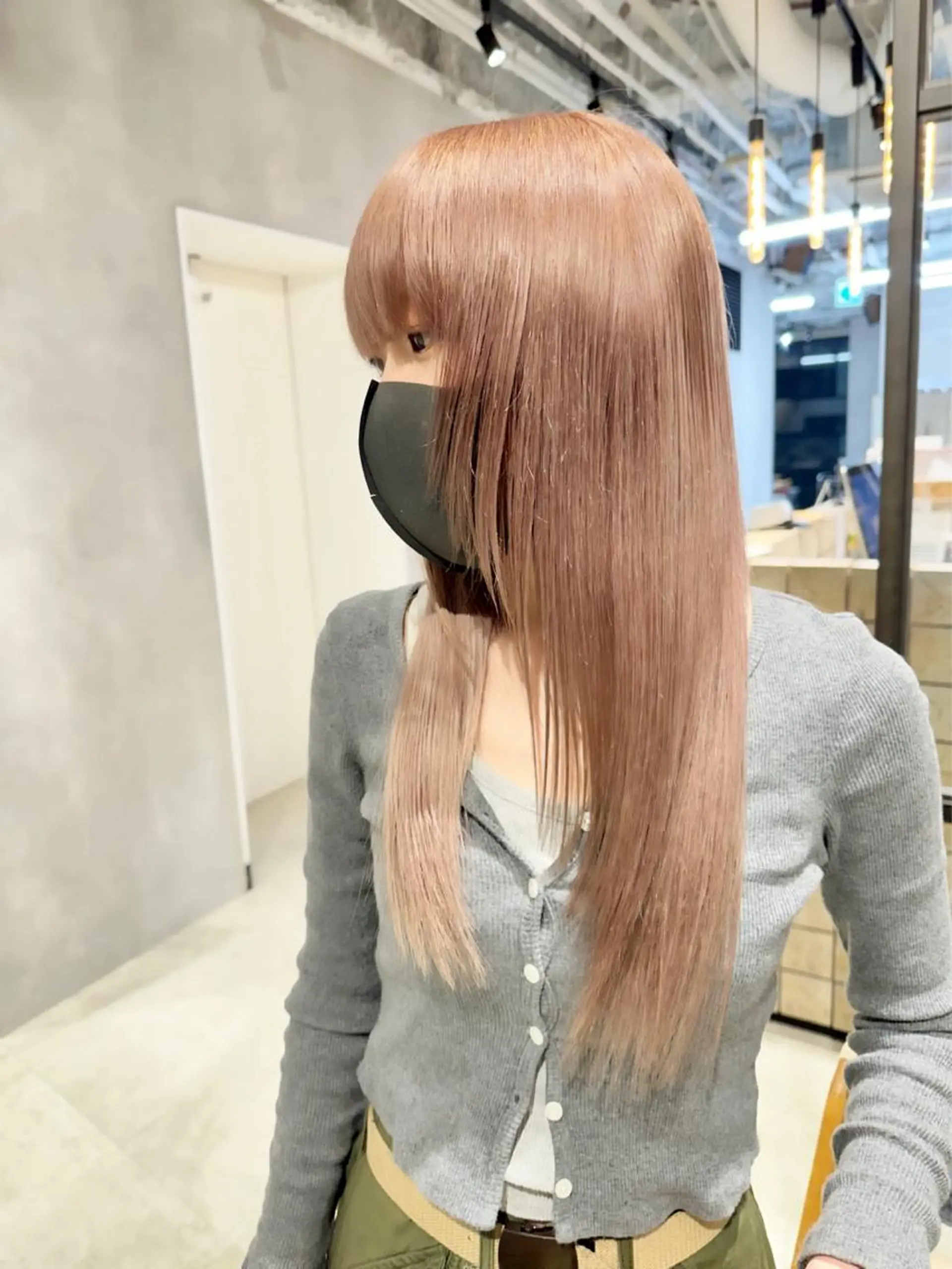 ロング カラー ベージュカラー ピンクカラー ピンクベージュ ホワイトピンク ホワイトピンクベージュ ヘアカラー トリートメント 🦋レイヤーカット ミドリカワ🦋のヘアスタイル