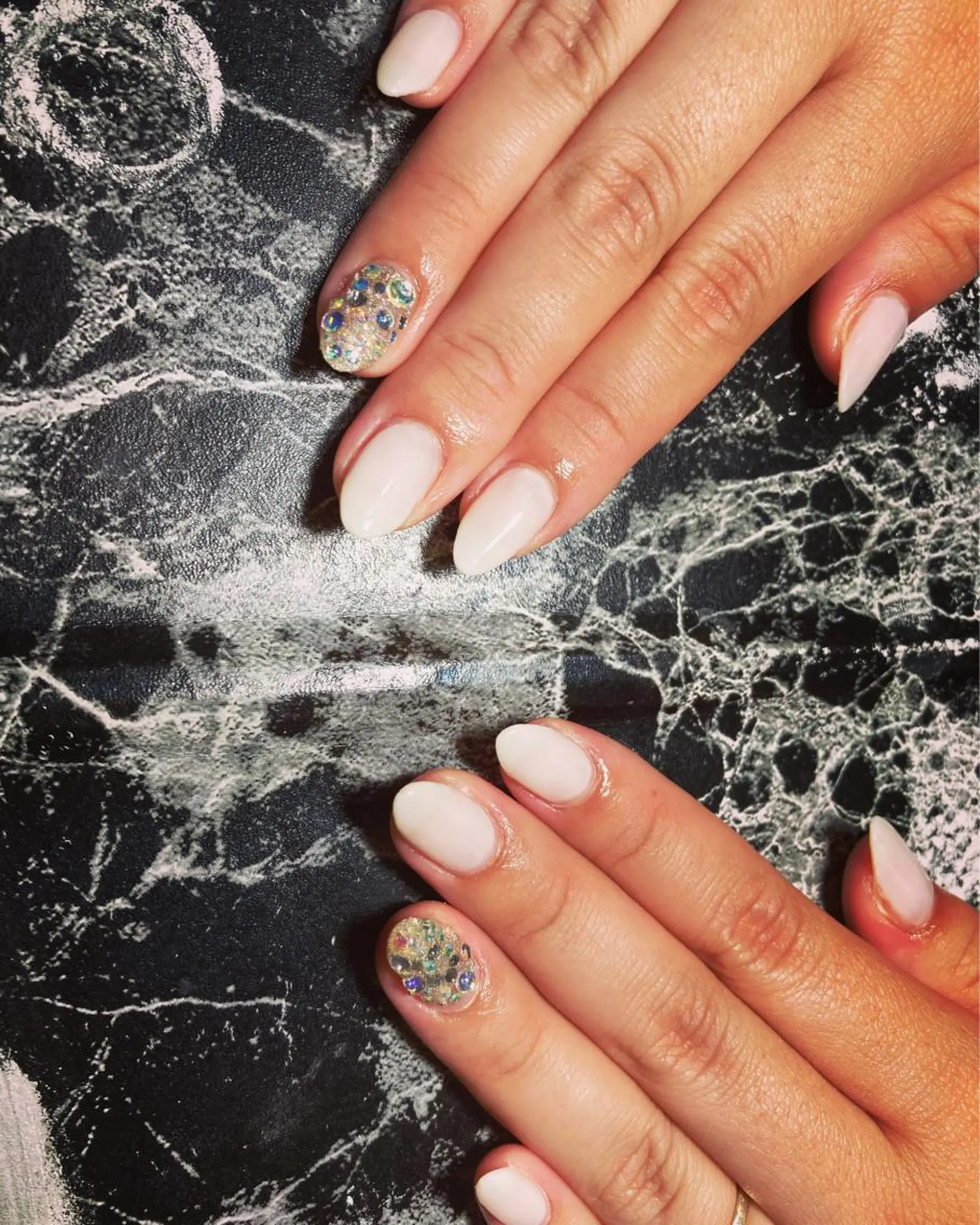 ショート ネイル ハンドネイル ✴︎ Delightのネイルデザイン