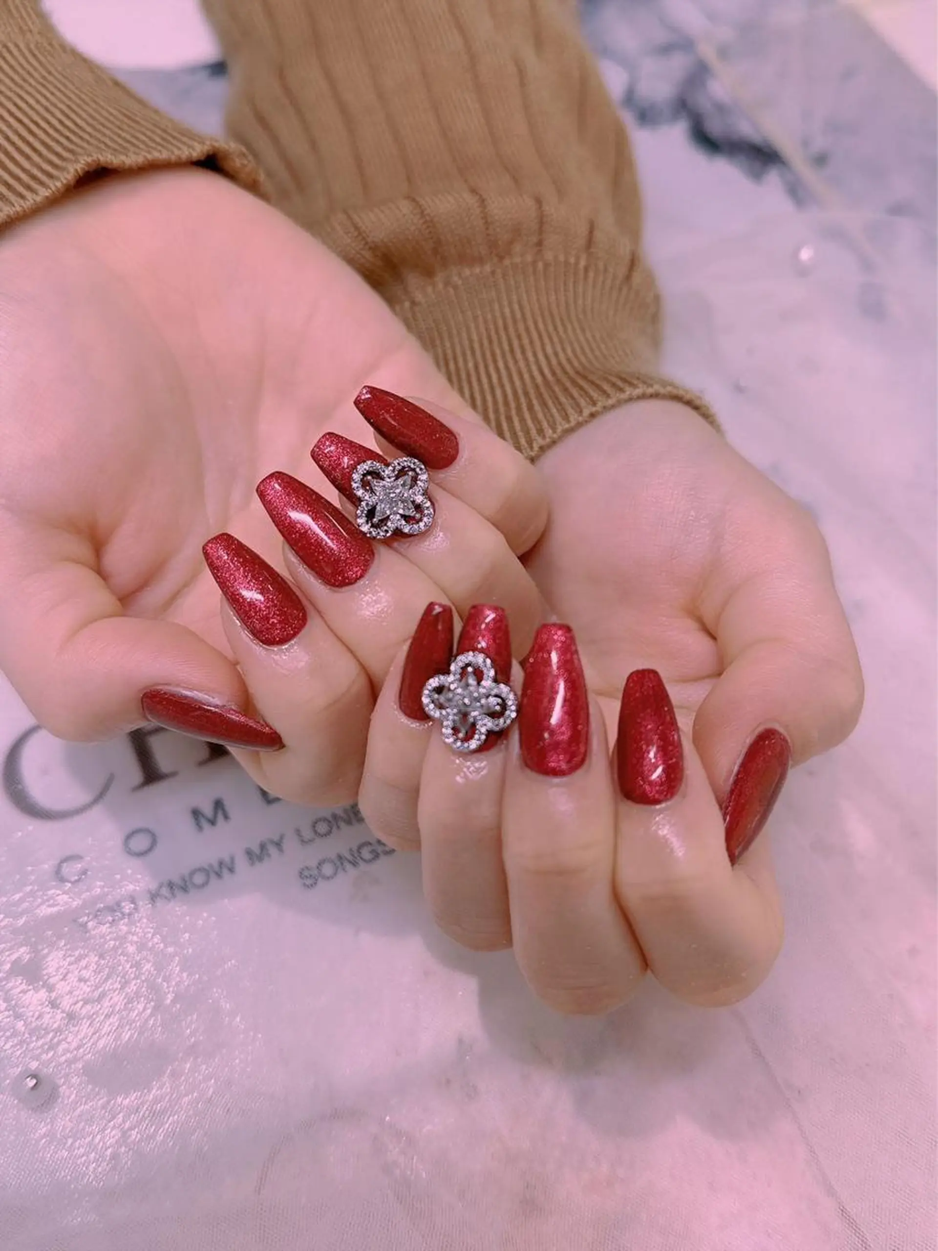 カラー エムズ ハヤシのネイルデザイン