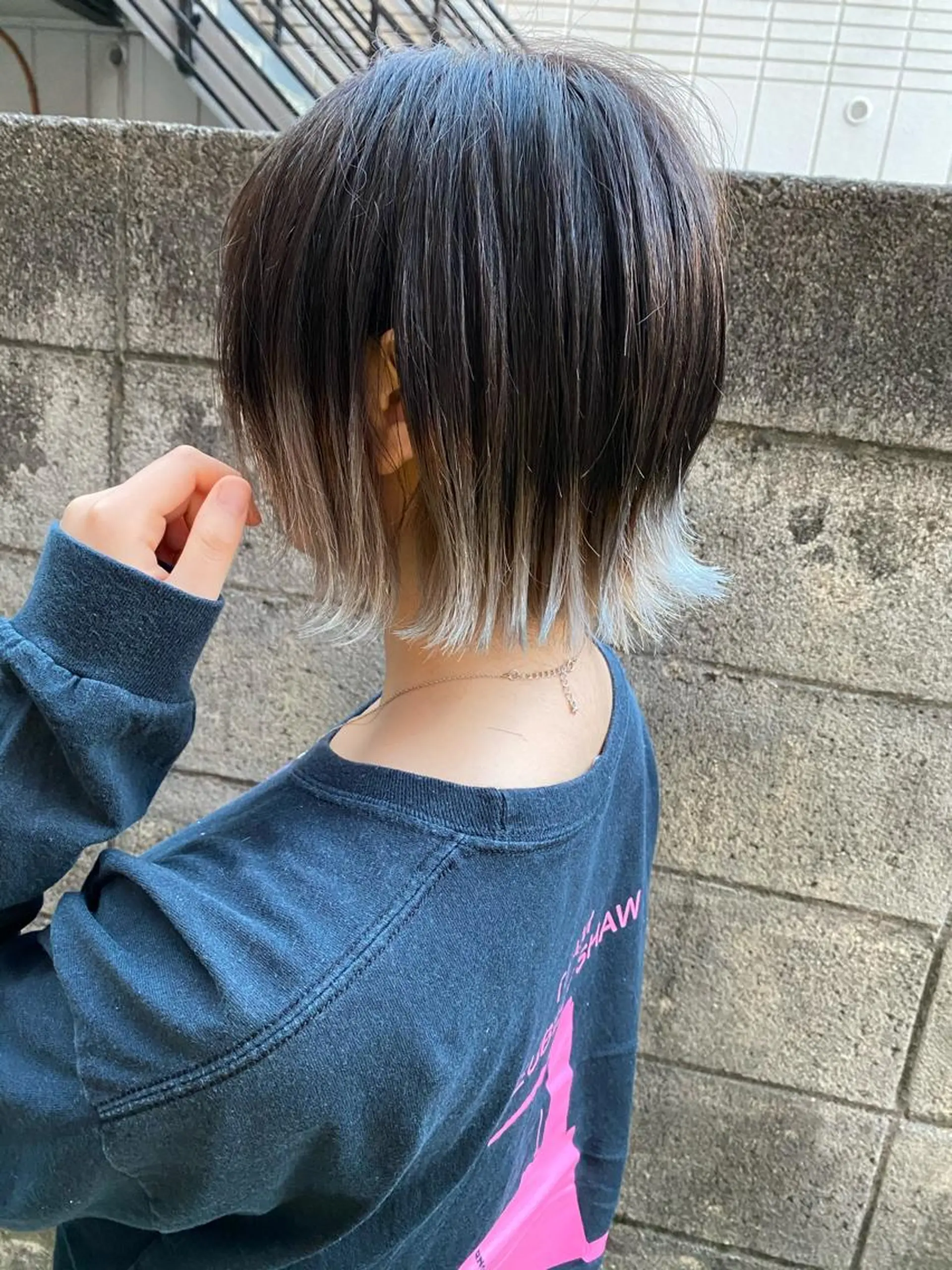 ショート カラー アッシュ グラデーションカラー ホワイトアッシュ 髪質改善、エクステ 山口卓哉のヘアスタイル