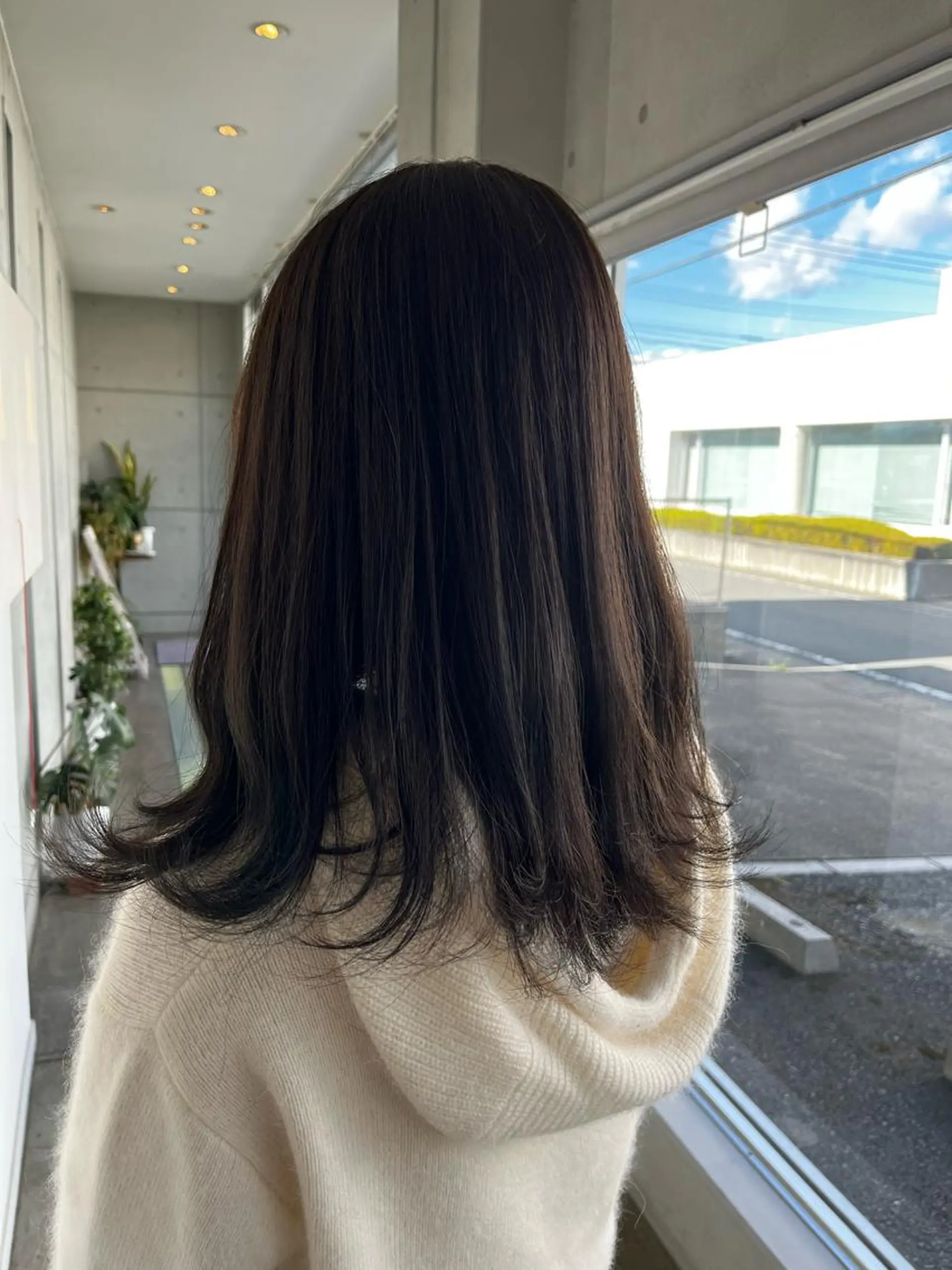 ミディアム おせ ちさとのヘアスタイル