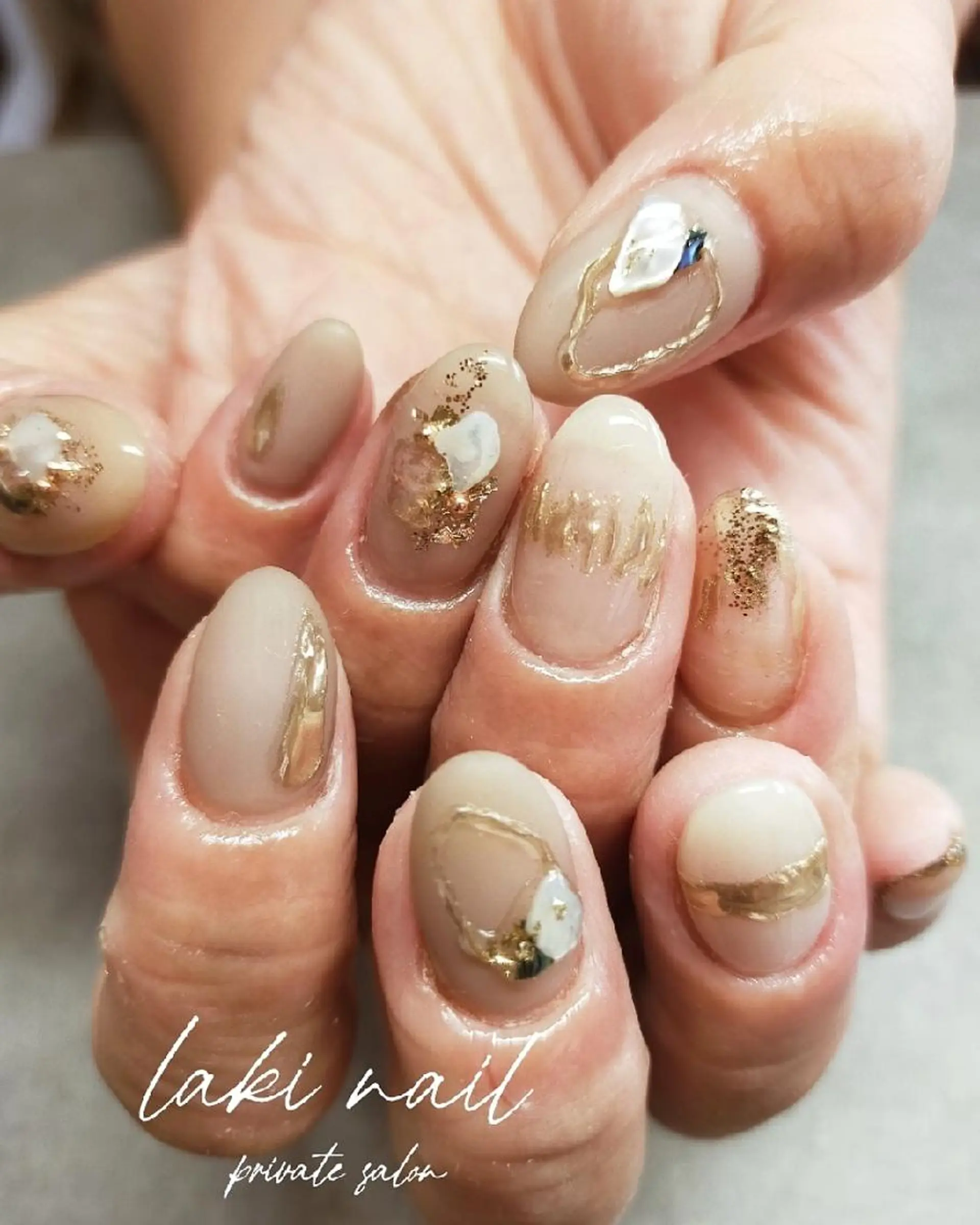 ネイル フレンチネイル ミラーネイル ニュアンスネイル 冬ネイル ハンドネイル by lakiのネイルデザイン