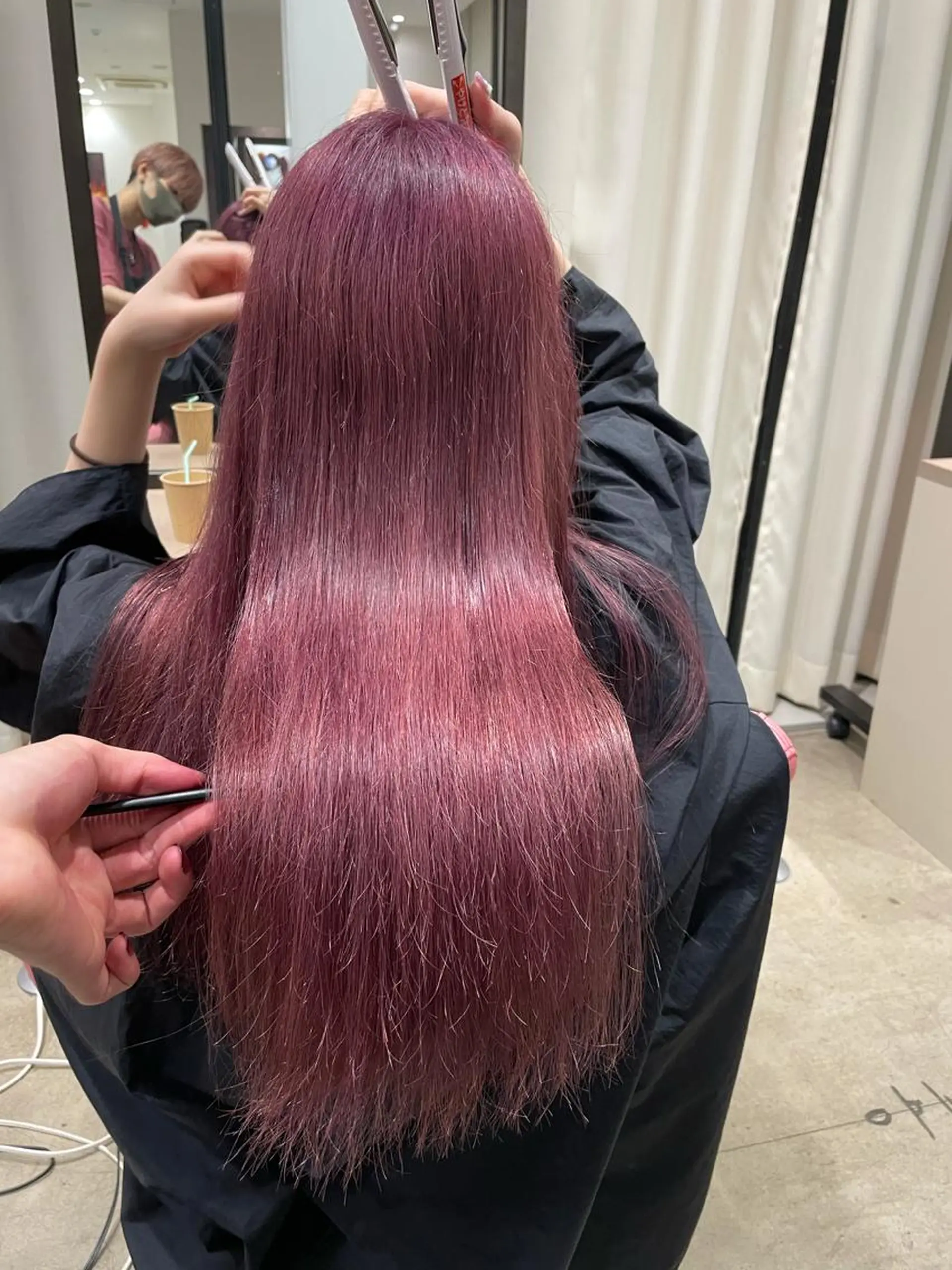 ロング カラー ヘアアレンジ 🧸ハイトーン🧸 ゆっきー🧸のヘアスタイル