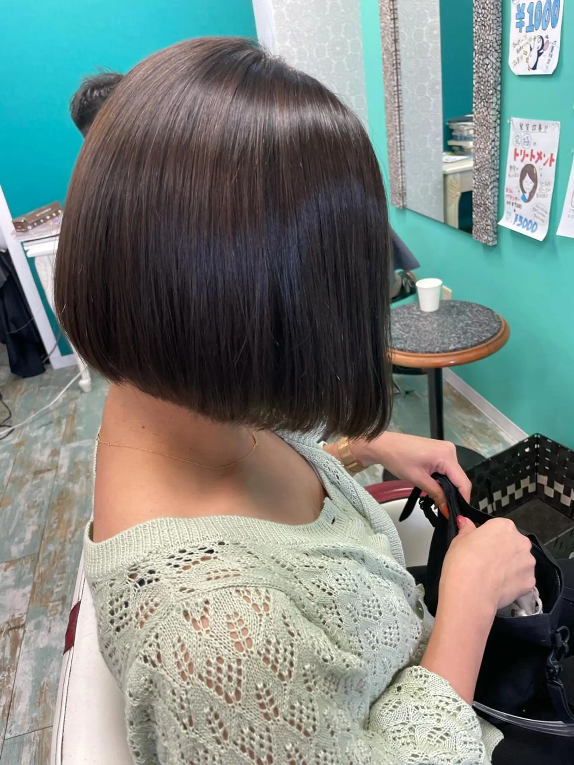 ミディアム ボブ カット トリートメント 山本 雷のヘアスタイル