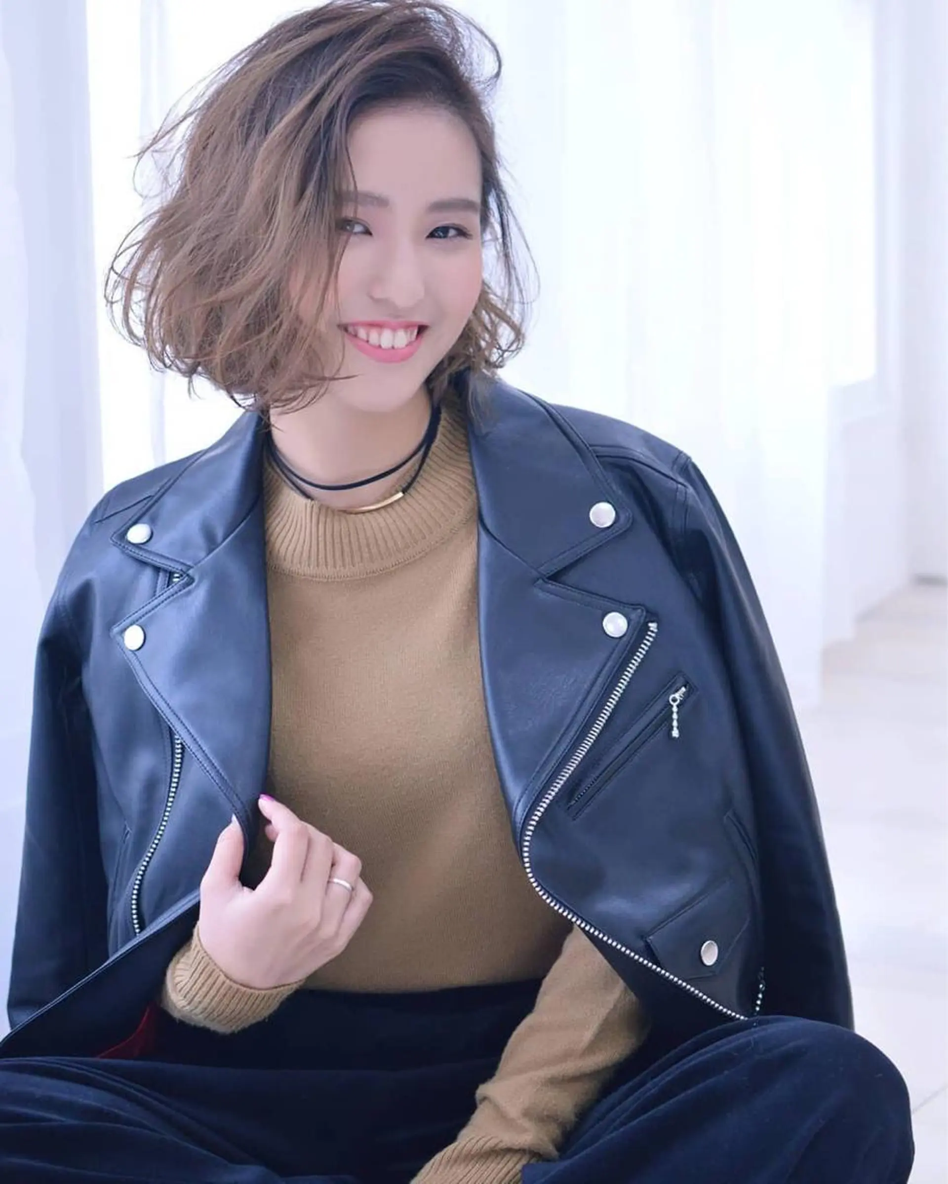 ショート カラー パーマ 中原 梨沙のヘアスタイル