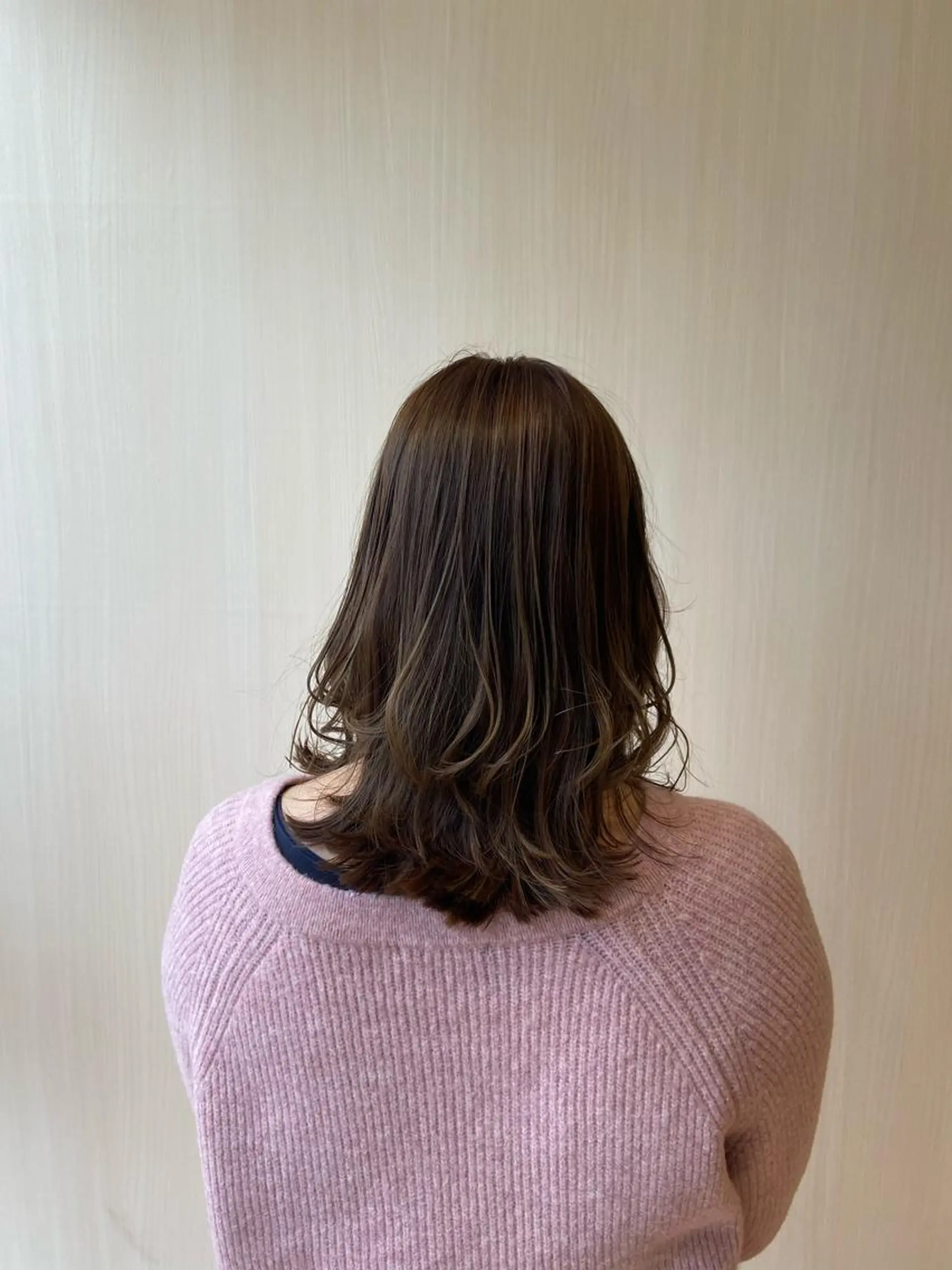 ミディアム カラー カット ヘアカラー トリートメント 川本 あゆのヘアスタイル