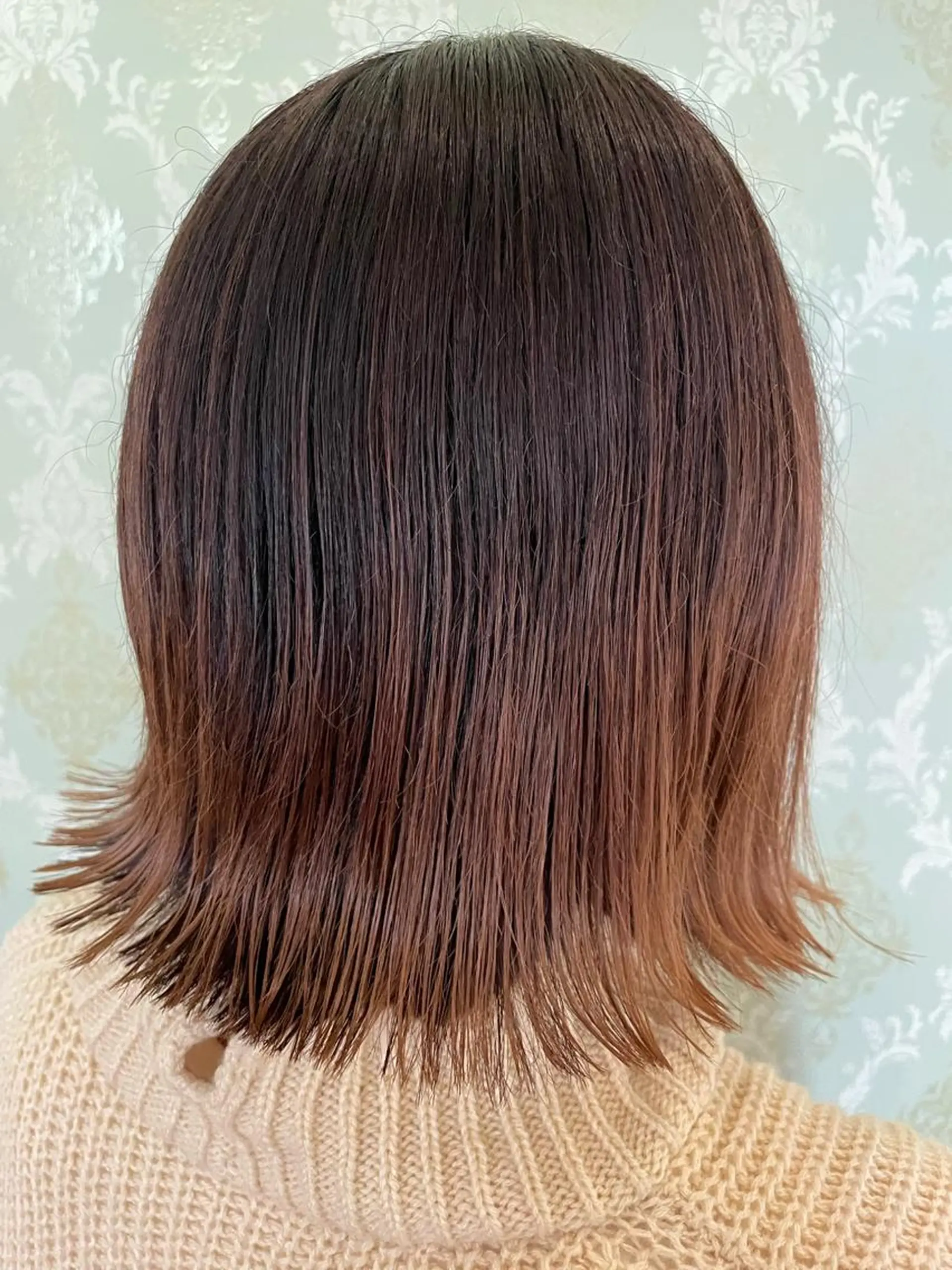 ショート 切りっぱなしボブ ボブ カット EARTH中島 秋桜久のヘアスタイル