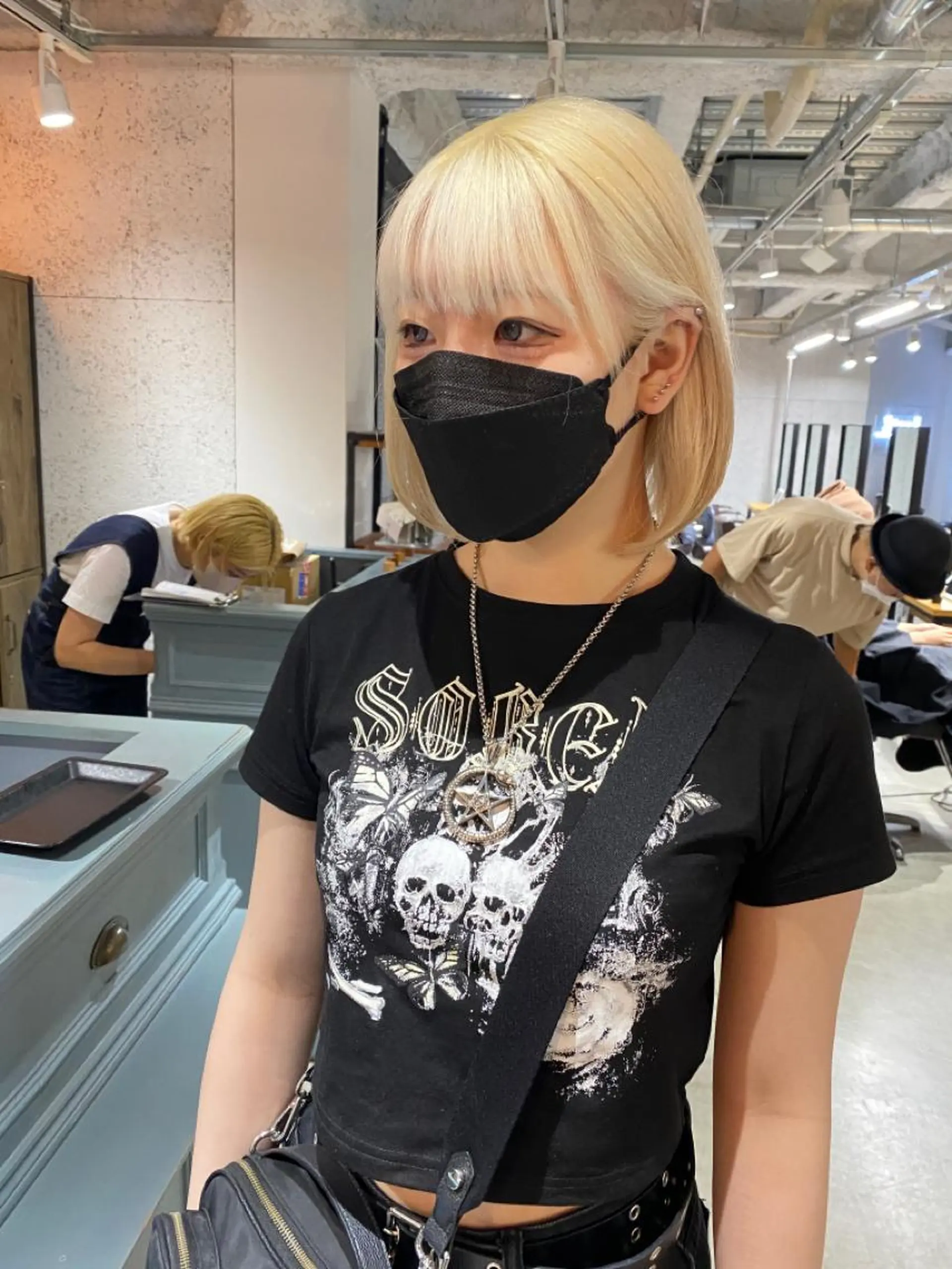 ミディアム カラー KOOKI スティードトーキョーのヘアスタイル