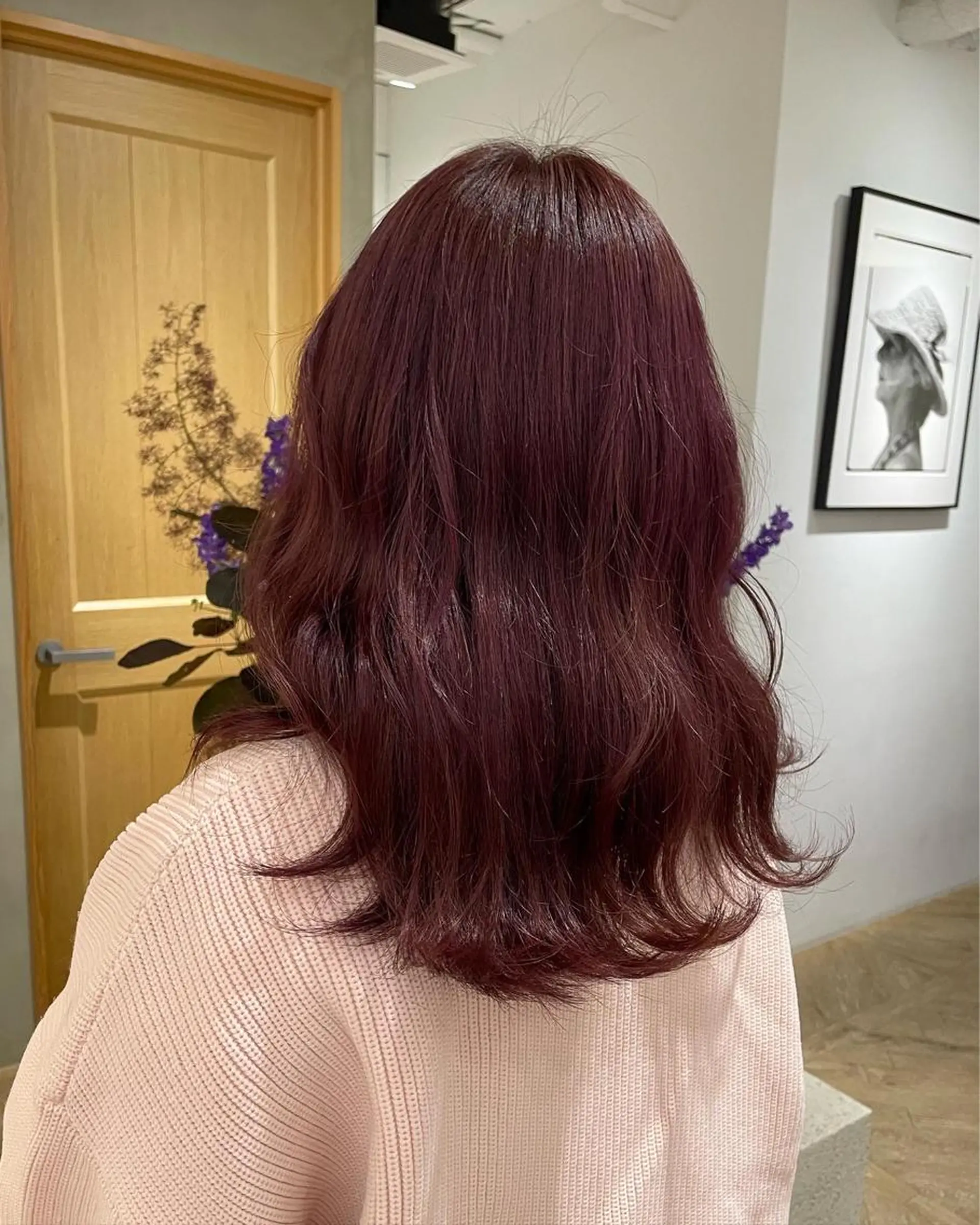 セミロング カラー ピンクカラー LOREN/ miuのヘアスタイル