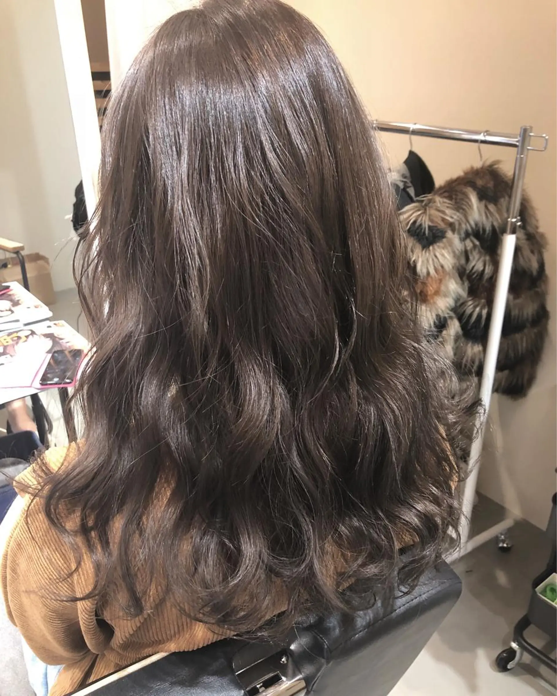 カラー 早川 真幸のヘアスタイル