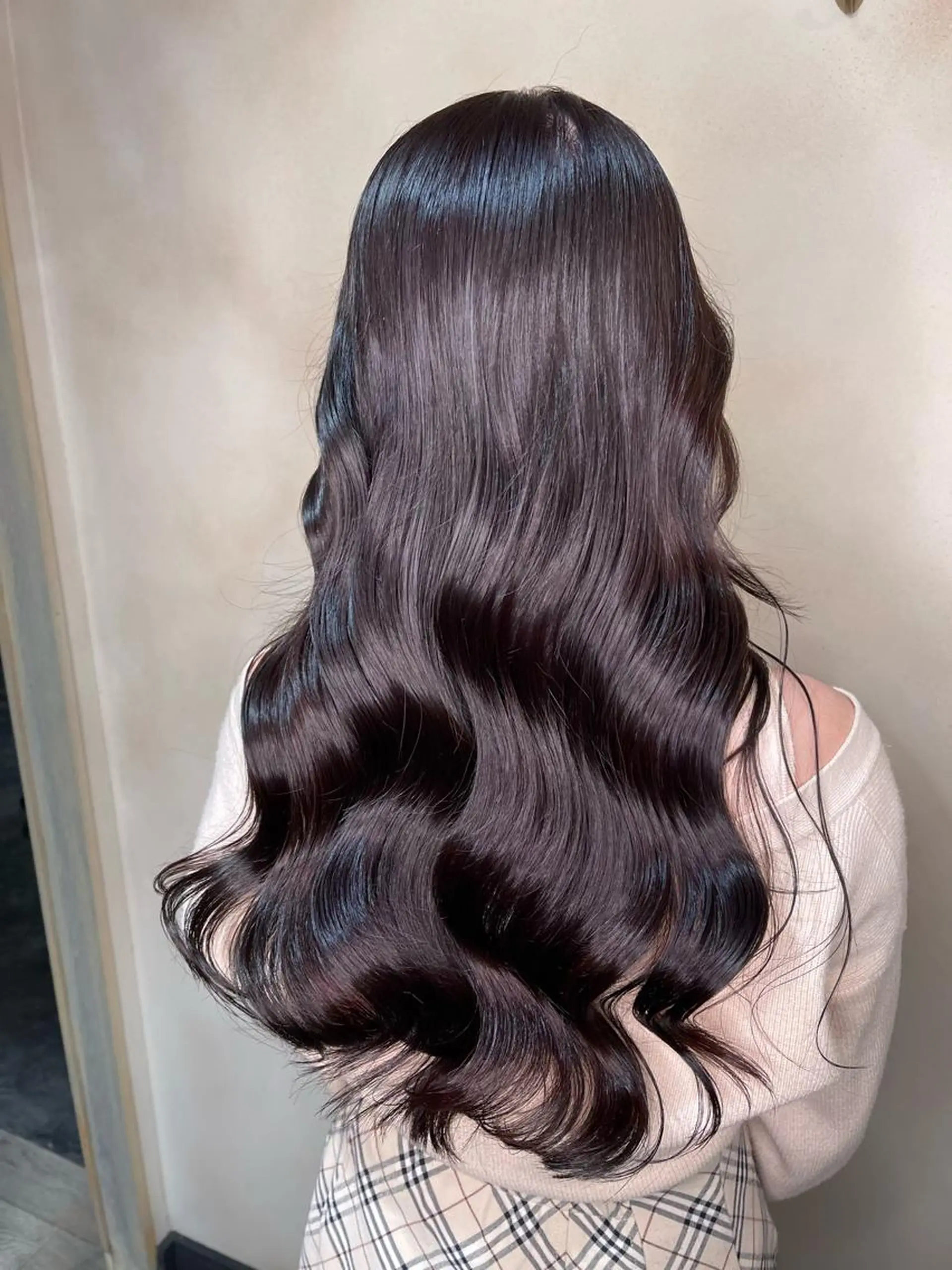 ロング カラー ブラウンカラー パープルカラー パープルブラウン 泉 堅也のヘアスタイル