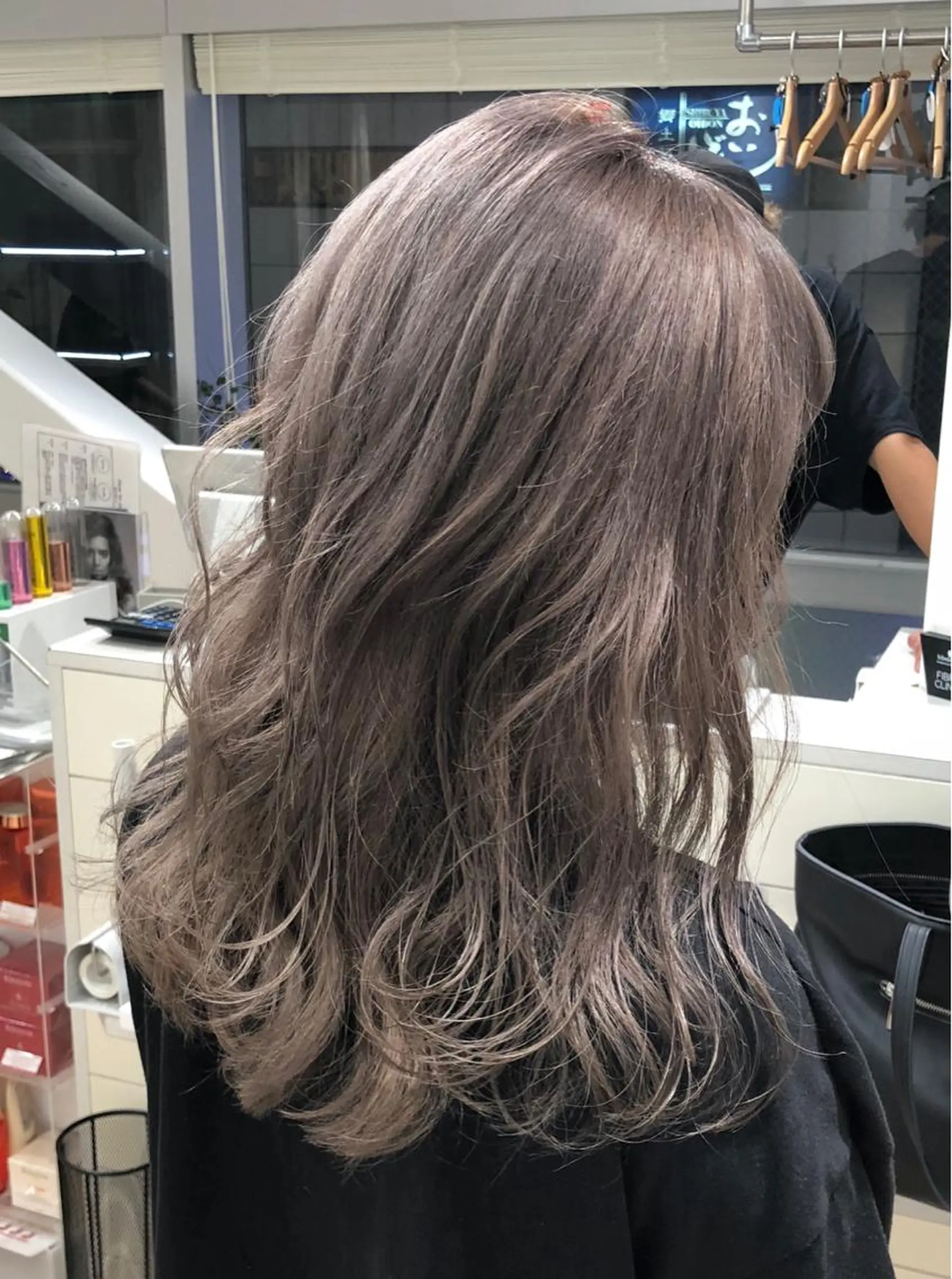 ミディアム カラー 🌙HIZUKI🌙 ハイトーン 艶髪のヘアスタイル