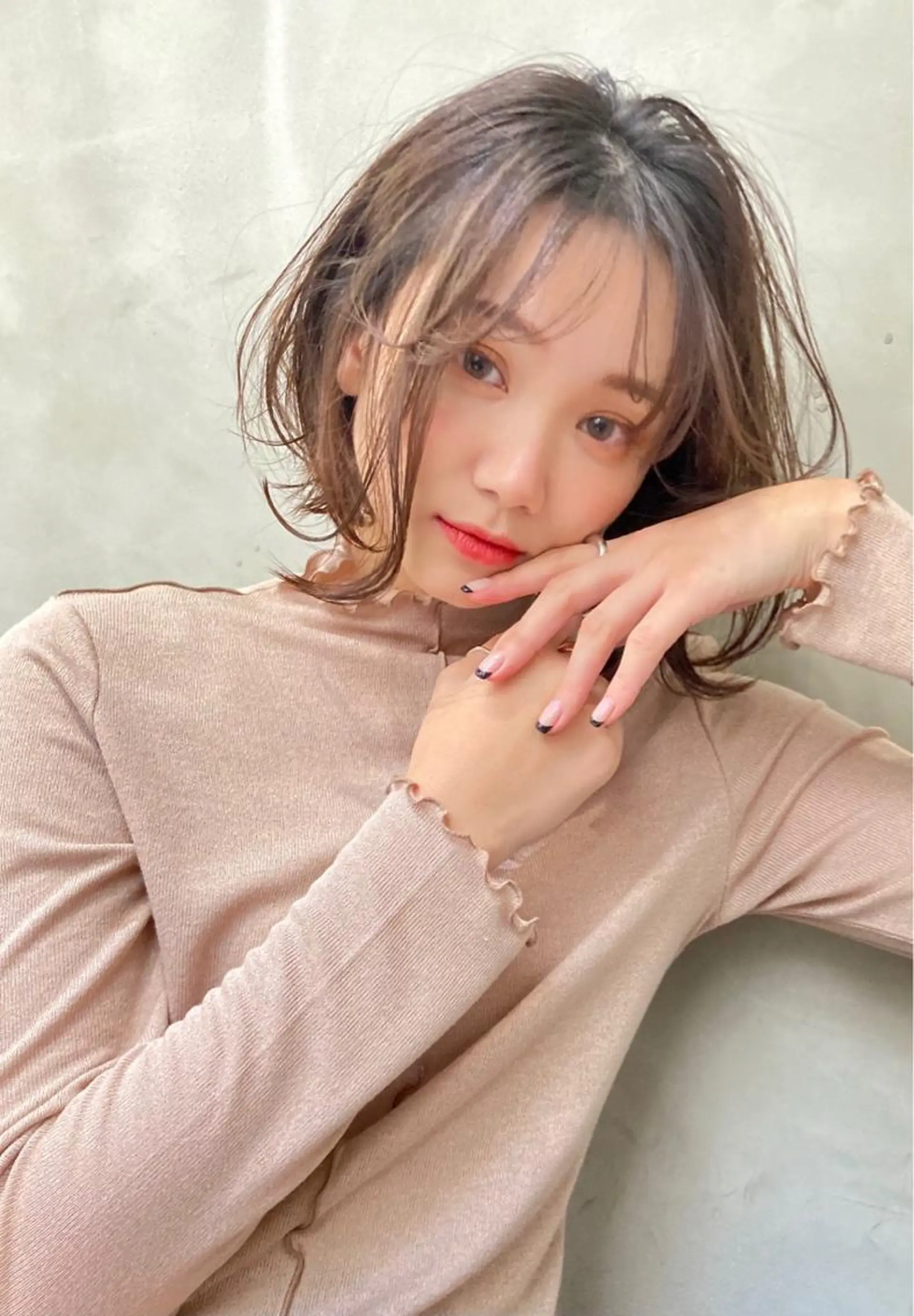 ショート カラー ヘアアレンジ ベージュカラー ミルクティーベージュ ヘアカラー トリートメント ヘアセット 金子 廉のヘアスタイル