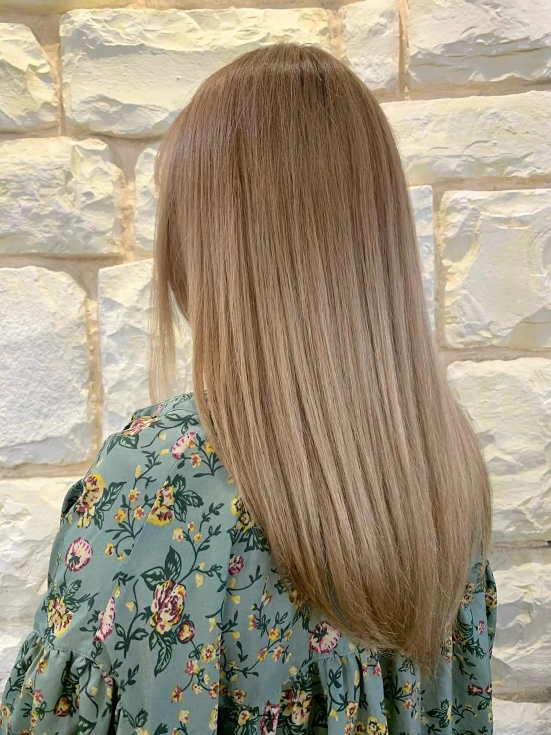 ロング 石原 姫菜のヘアスタイル