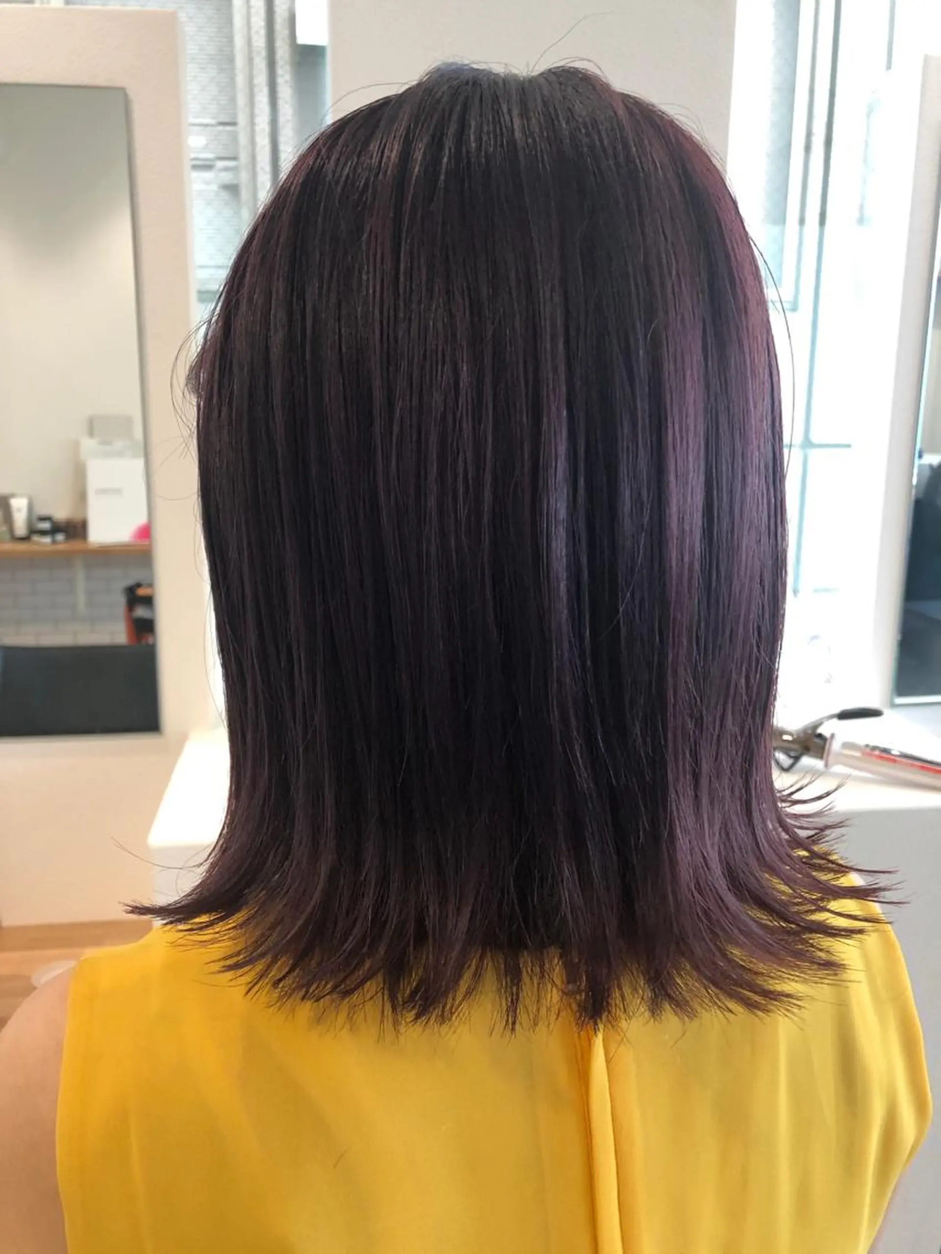 ショート カラー ブリーチ ラベンダーカラー 外ハネヘア JILBLAN京都 ショート/ハイライトのヘアスタイル