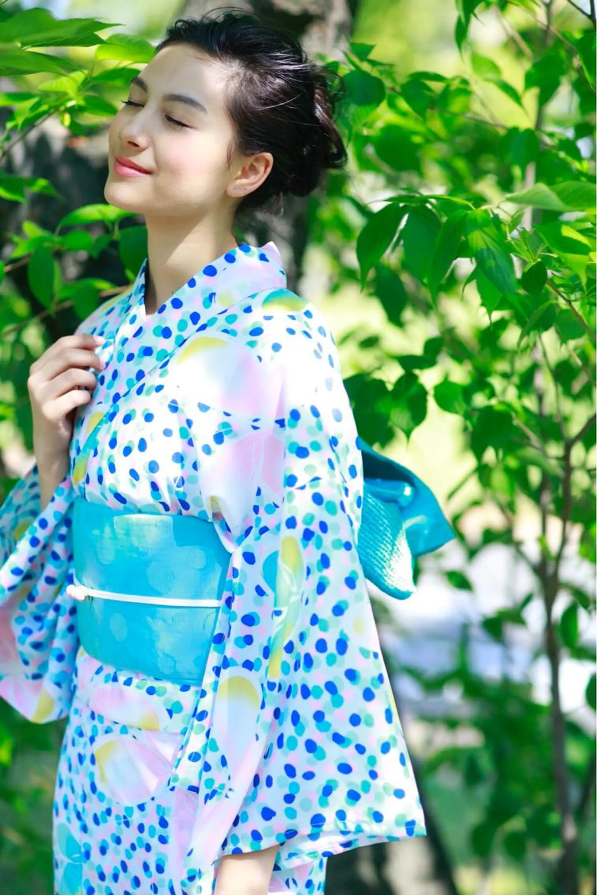 ミディアム 早稲田 千尋のヘアスタイル