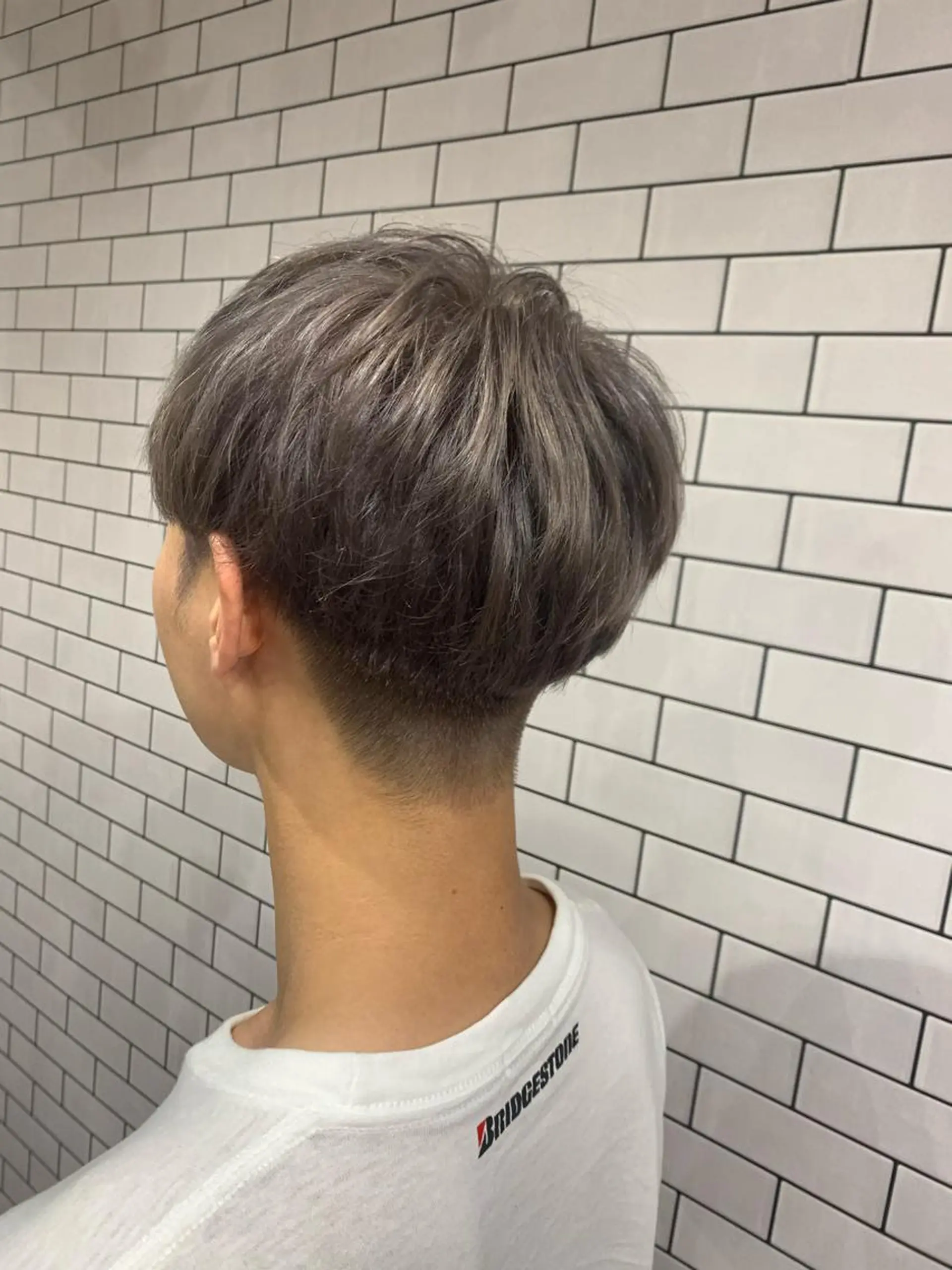 ショート カラー メンズ 大竹 涼のヘアスタイル