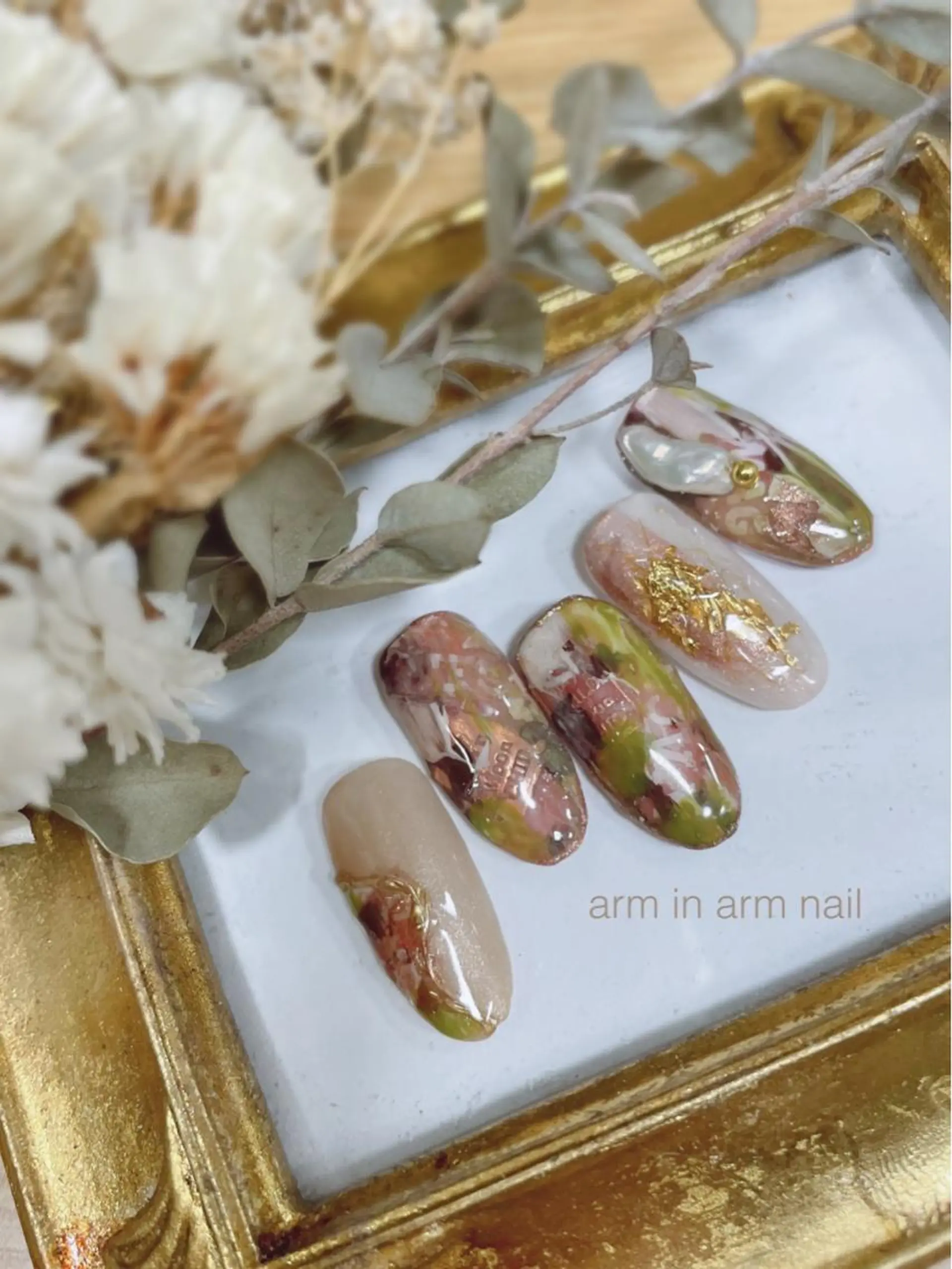 ネイル arm in arm ︎✿Yamamotoのマツエク・マツパデザイン