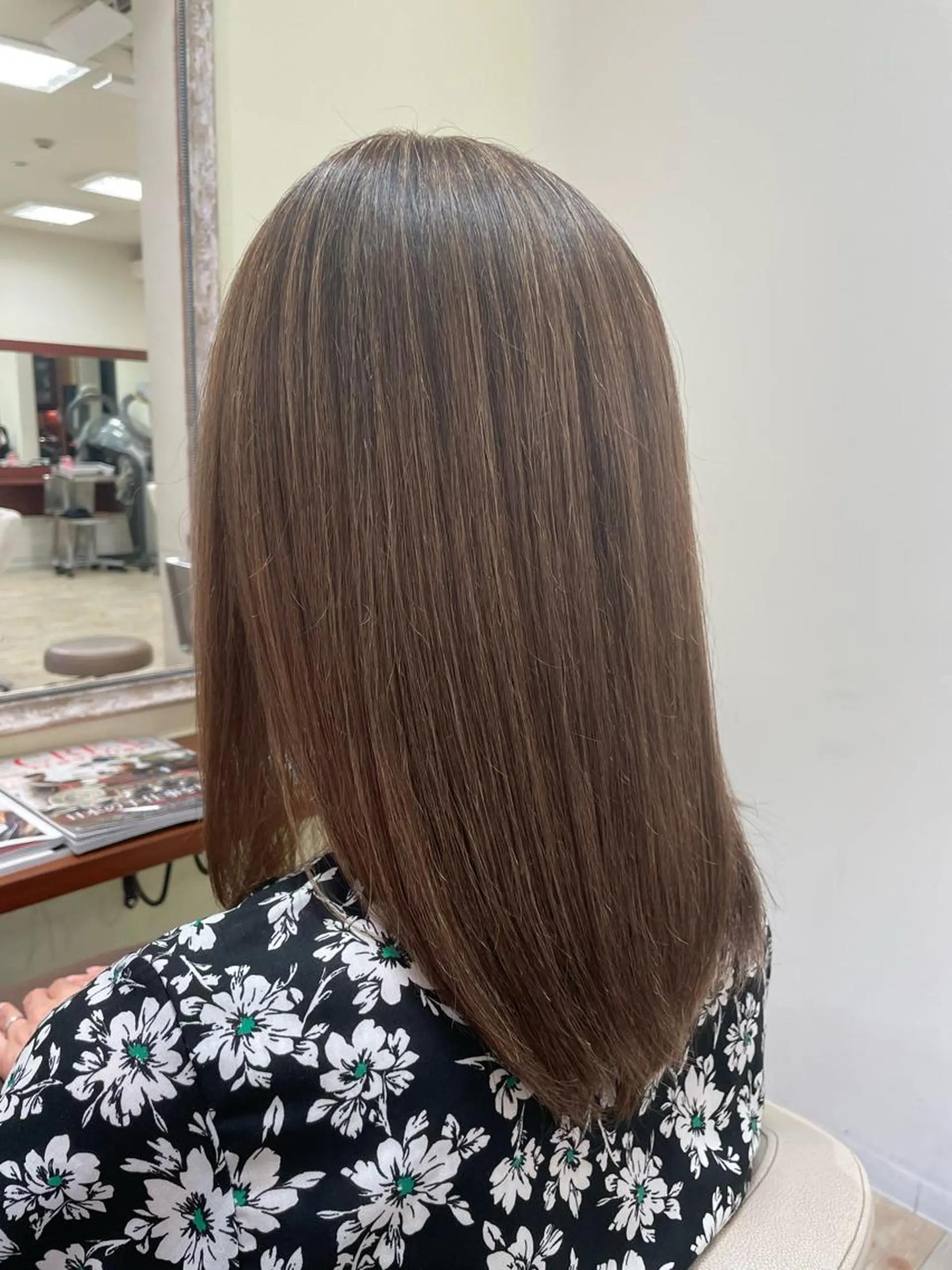 ミディアム ヤノ ユリカ   🥑のヘアスタイル