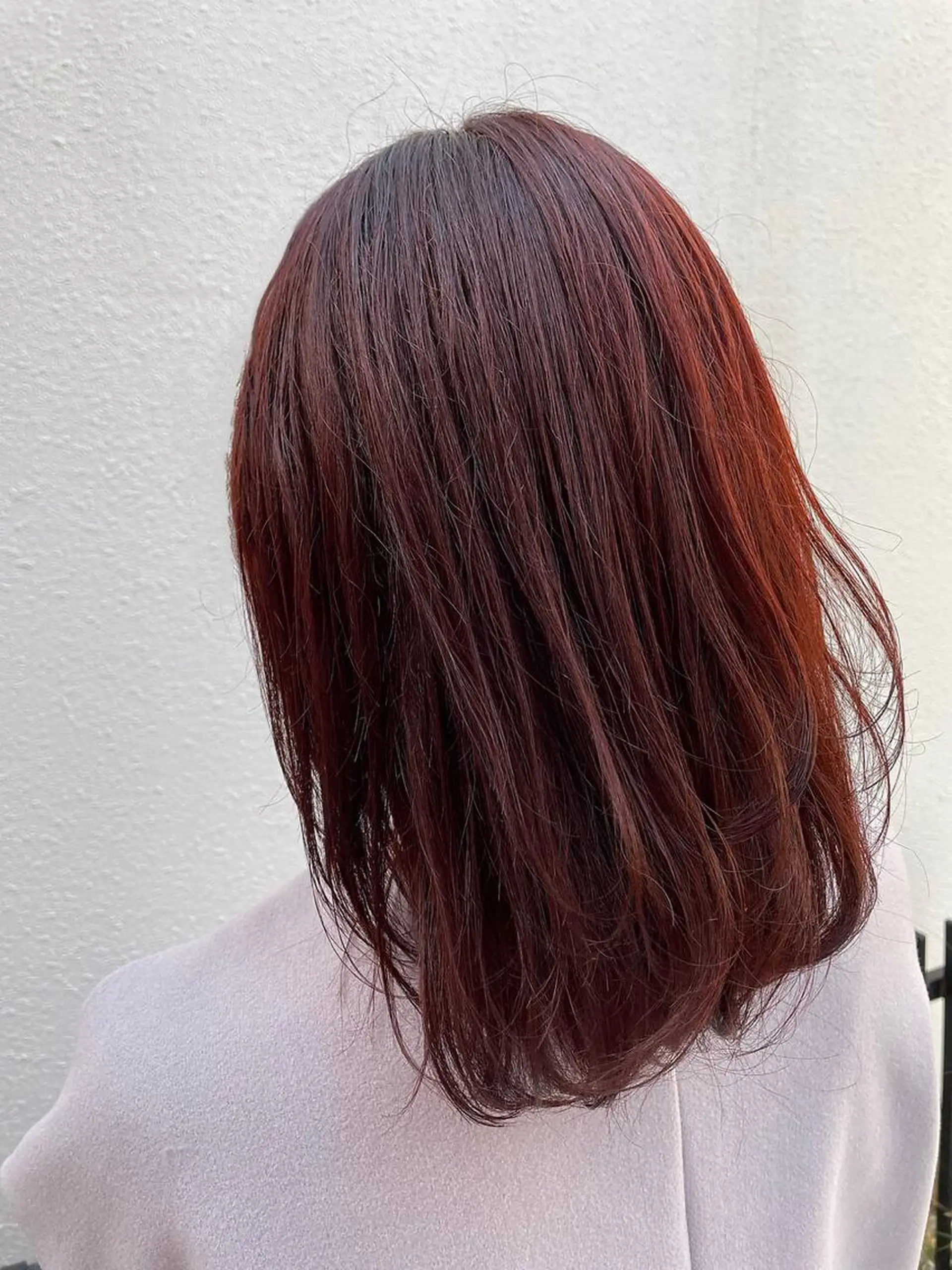 ミディアム カラー ブリーチ ブリーチなしカラー レッドカラー 永山 愛莉のヘアスタイル