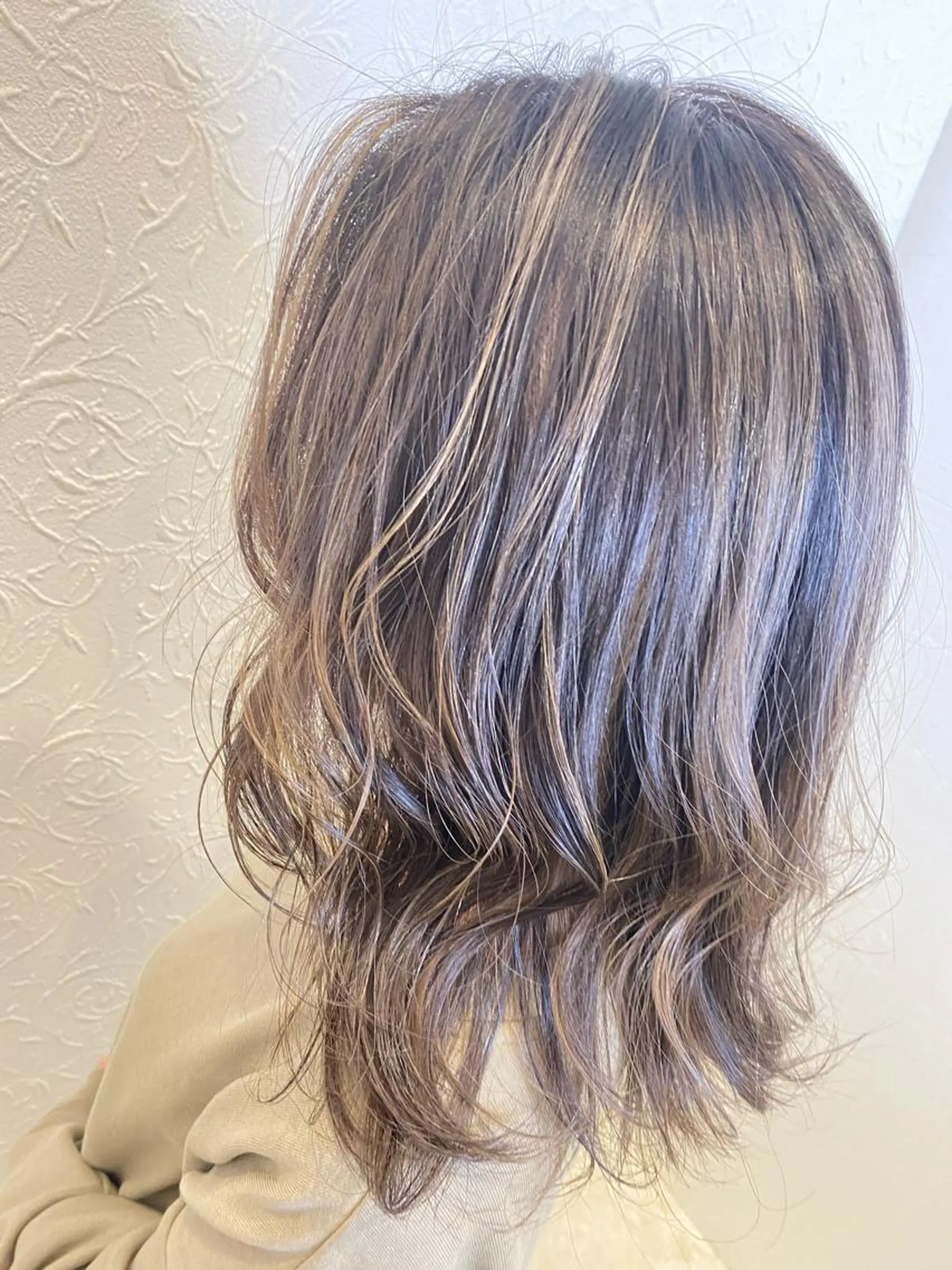 セミロング Chèri所属・【ブリーチ特化】 山崎 悠樹のヘアスタイル