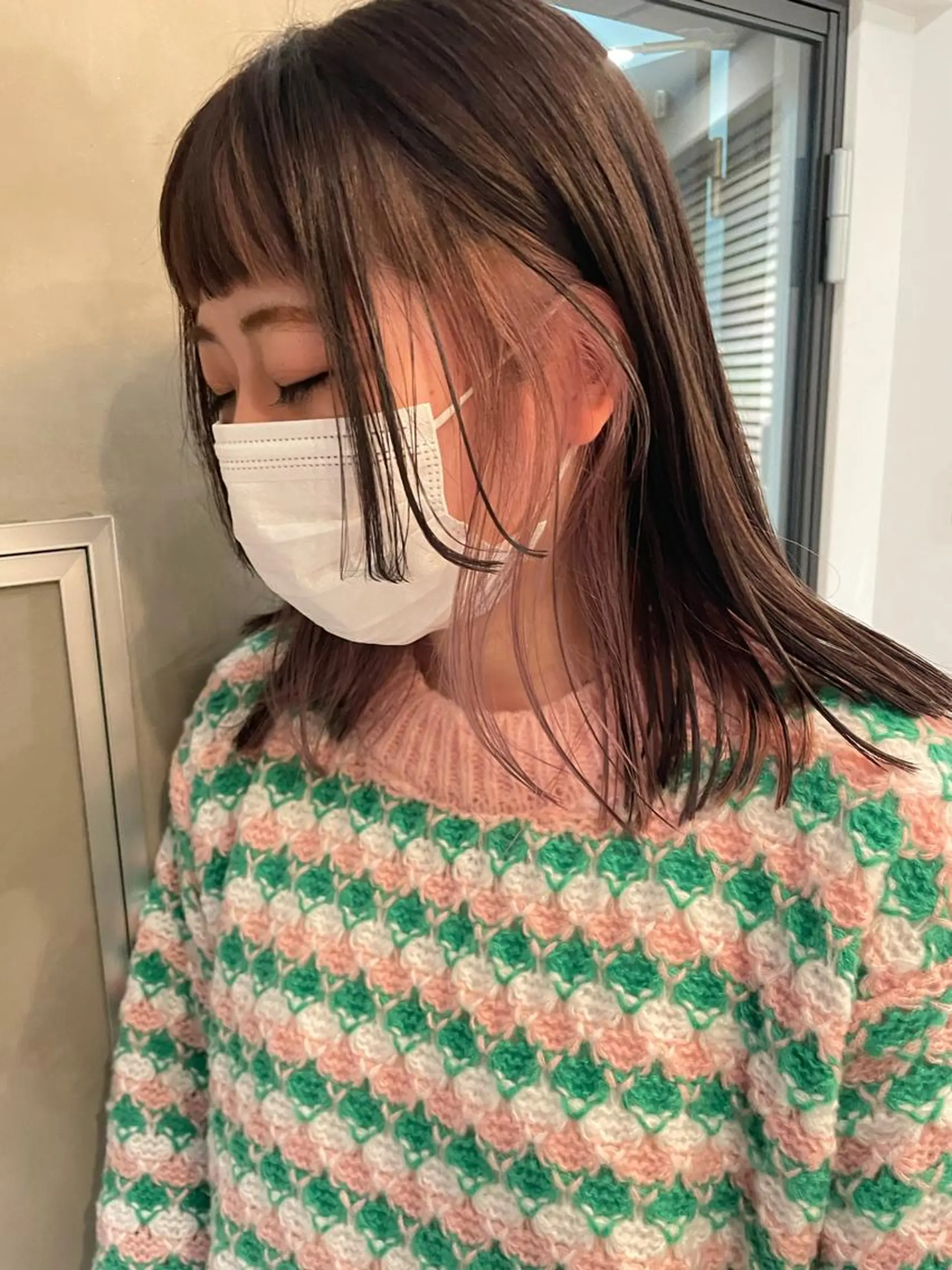 セミロング カラー インナーカラー 大人girly🛋️ 🤍yukakoのヘアスタイル