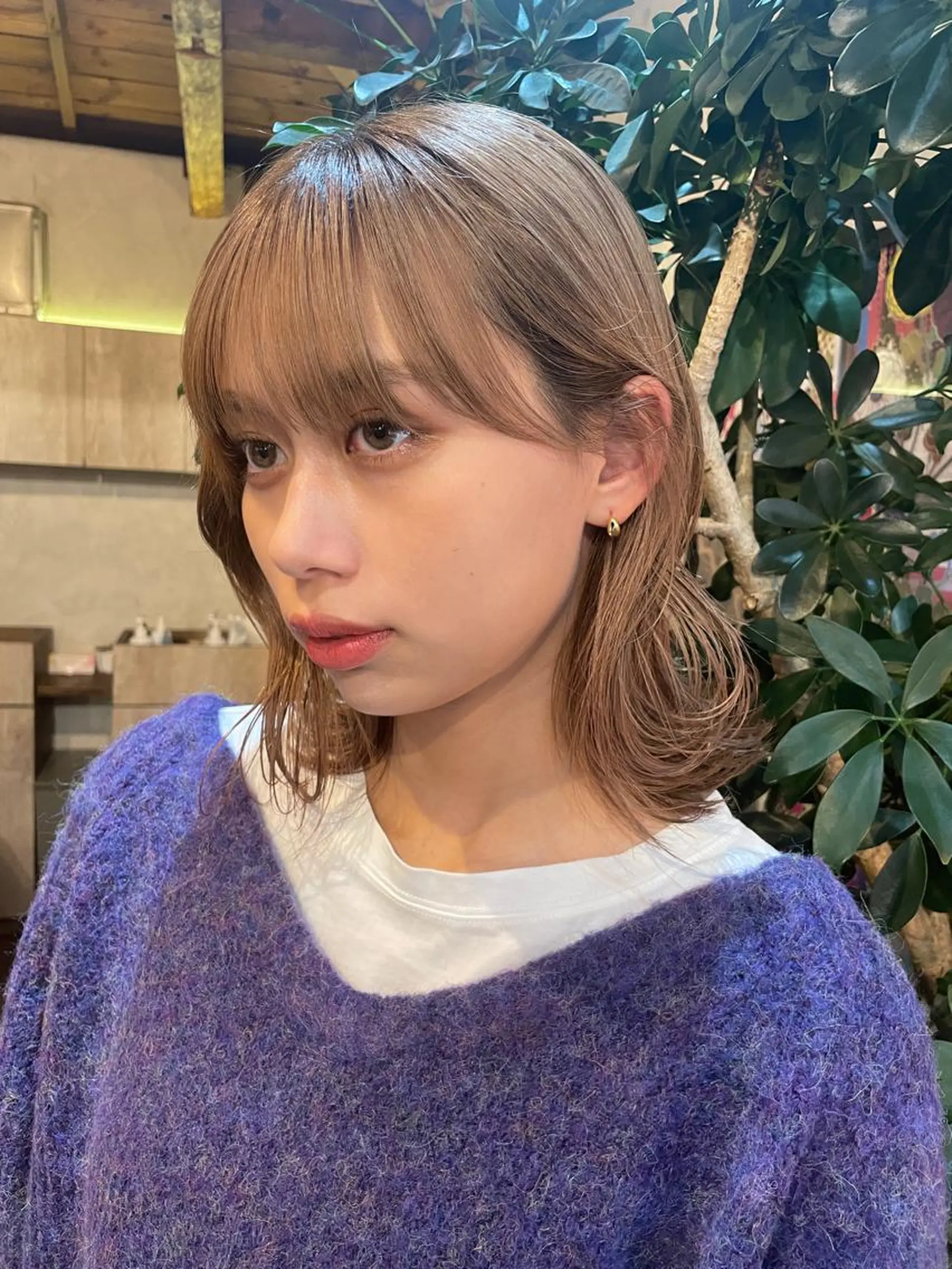 ミディアム カラー 顔周りカット 【オノザワリョウ】のヘアスタイル