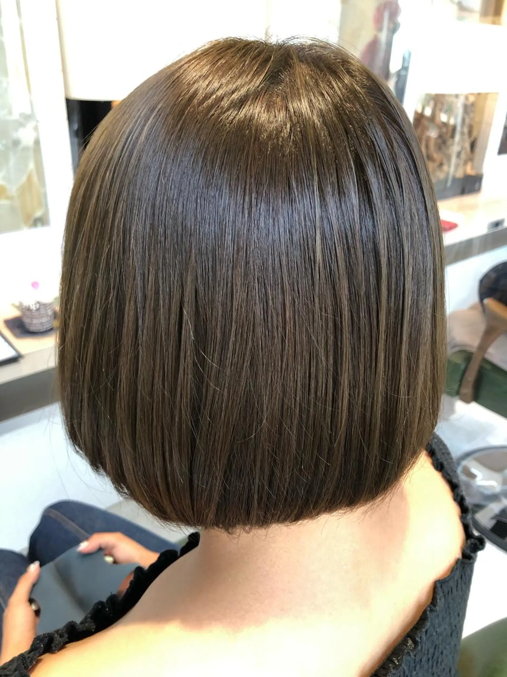 ショート カラー ブリーチ グレージュ オレンジ 川口髪質改善ウルトワ 🌈毛島健樹🌈のヘアスタイル