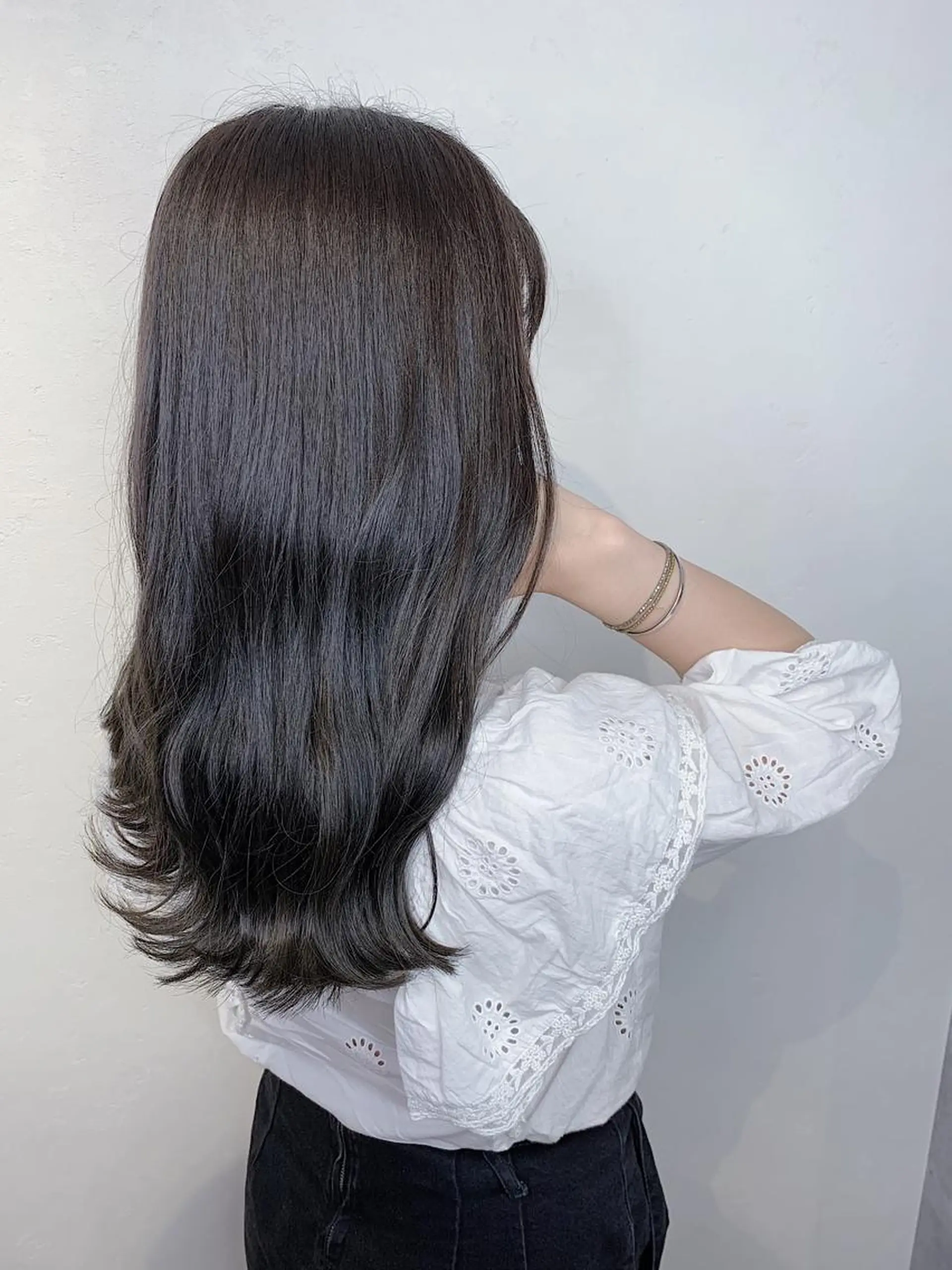 セミロング カラー アッシュ ブルーカラー ブルーアッシュ _WHITE 天神店 YUMEKA🐻のヘアスタイル