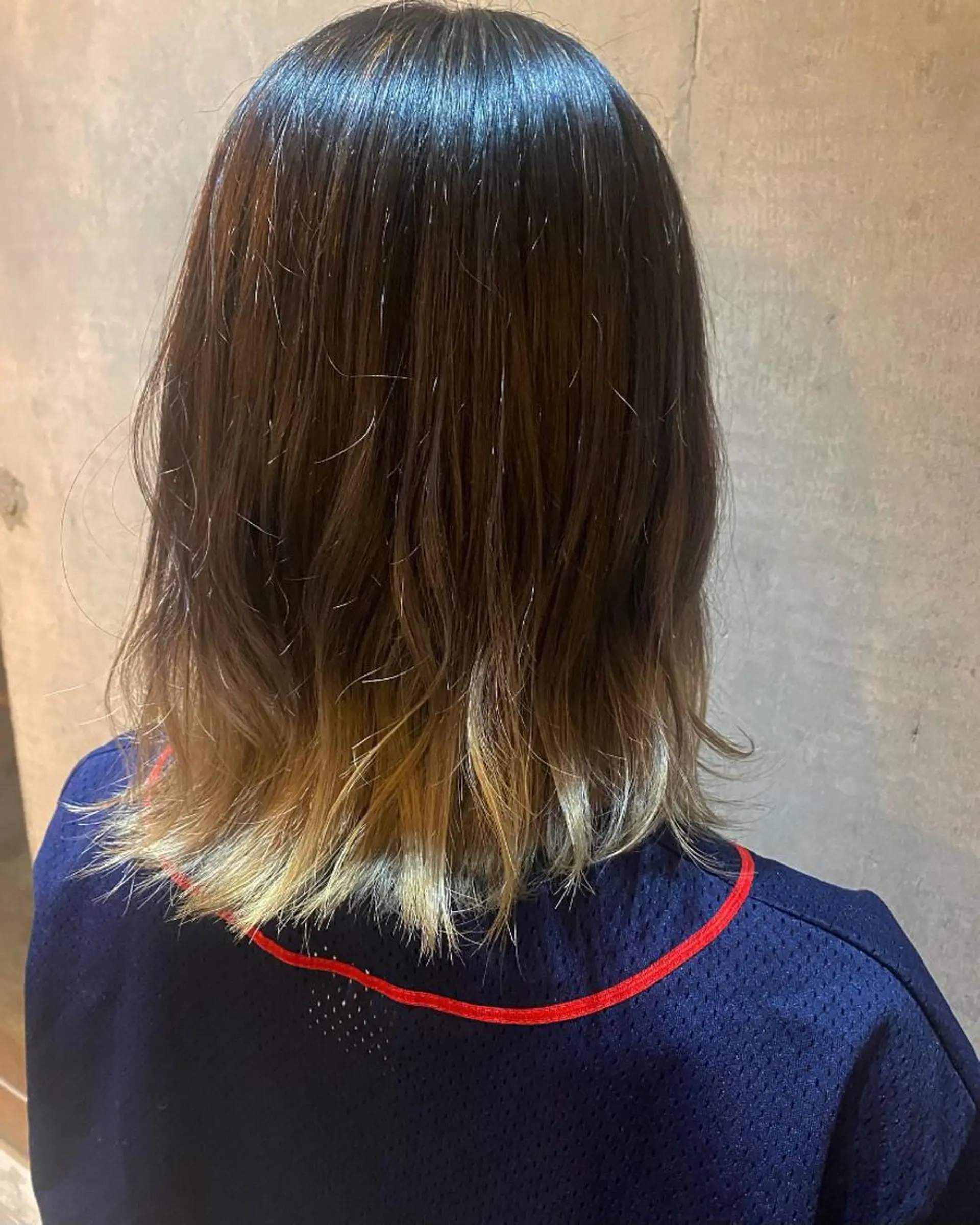 カラー グラデーションカラー くぎた とわのヘアスタイル