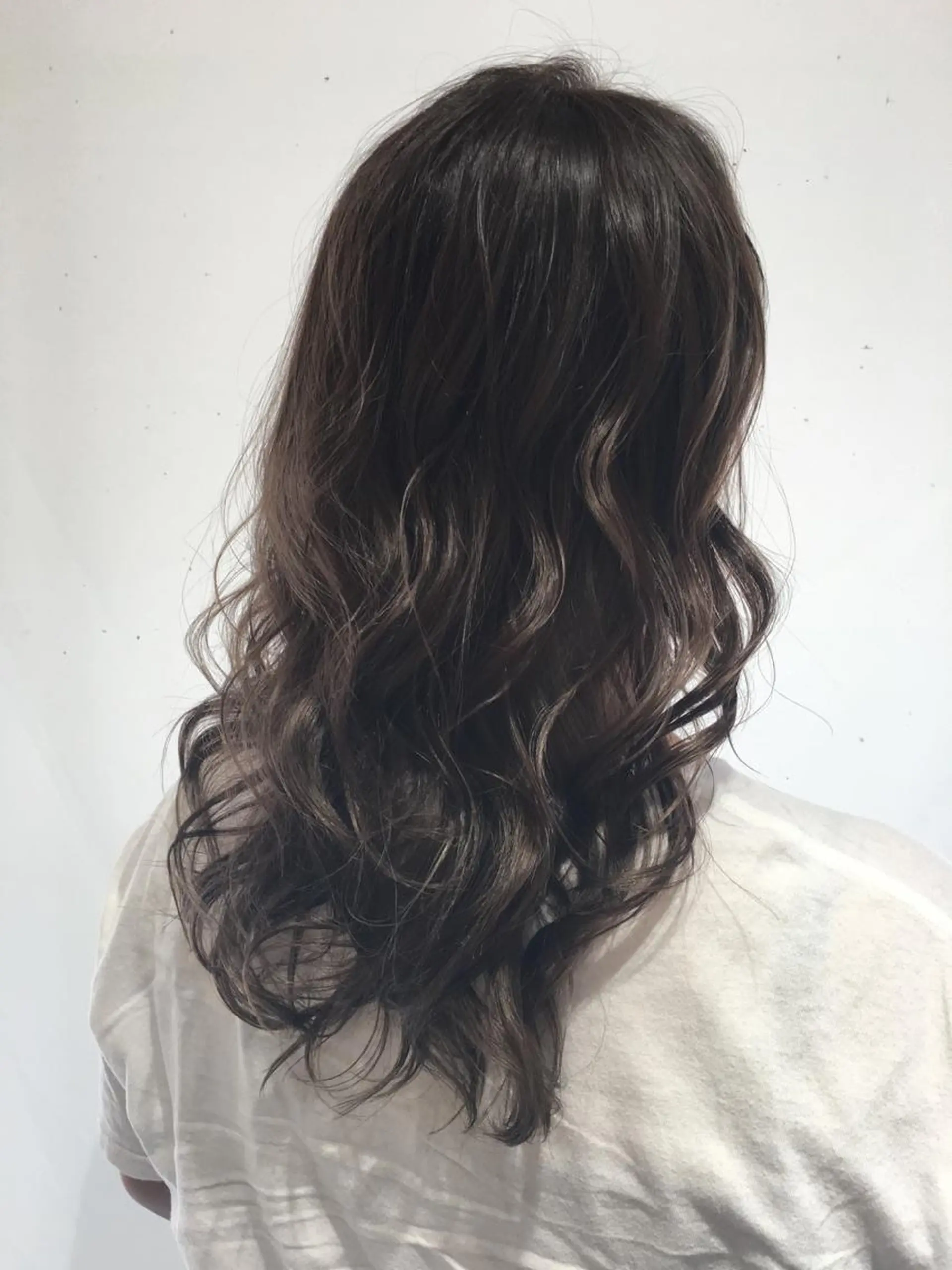 ミディアム カラー ヘアアレンジ 透明感カラー ハイライトカラー 外国人風カラー ハイライト レイヤーカット fukuyasu rikaのネイルデザイン