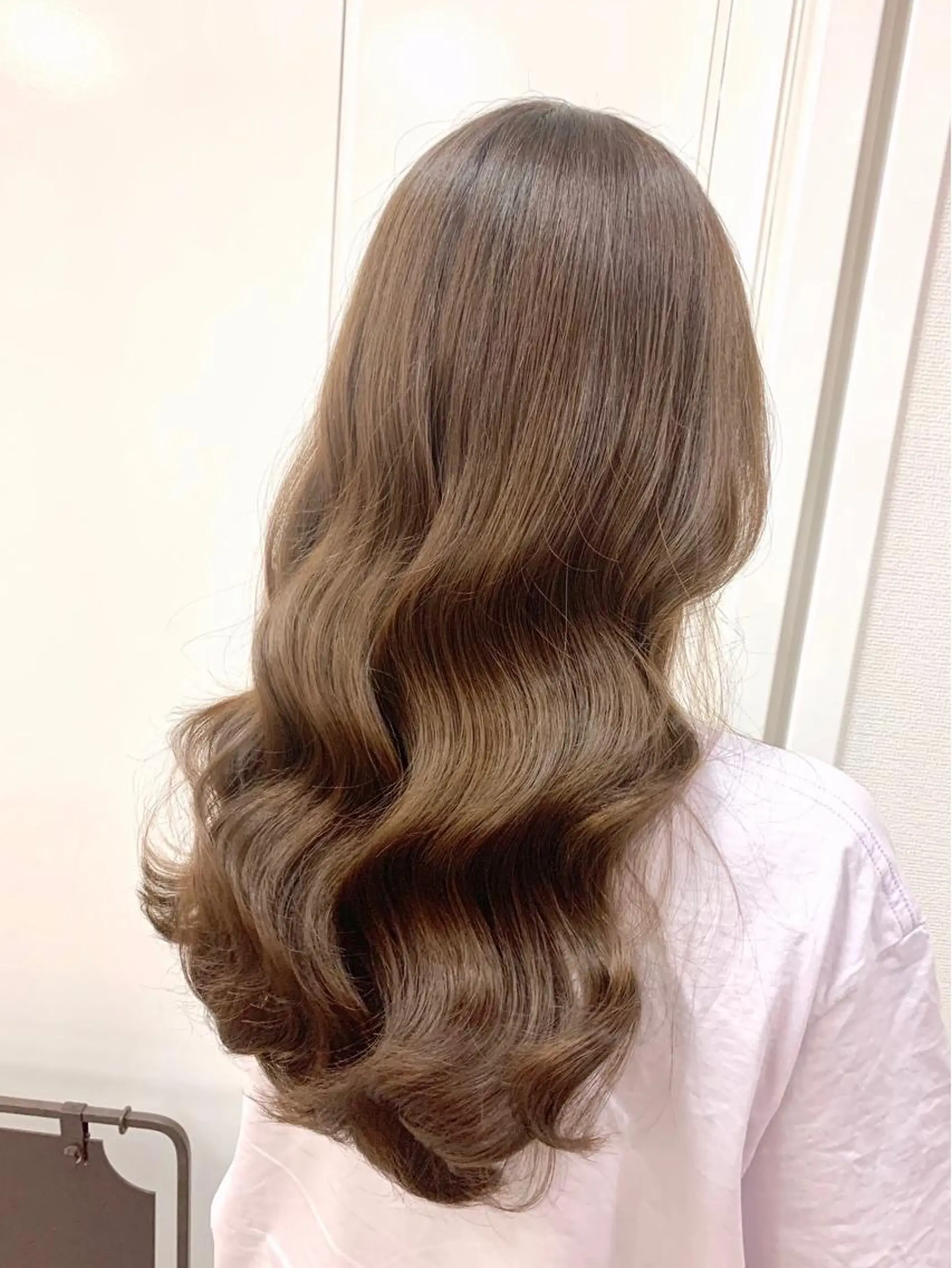 セミロング カラー ヘアアレンジ 柔らか垢抜けｶﾗｰと ｶｯﾄ🫧ASUKAのヘアスタイル