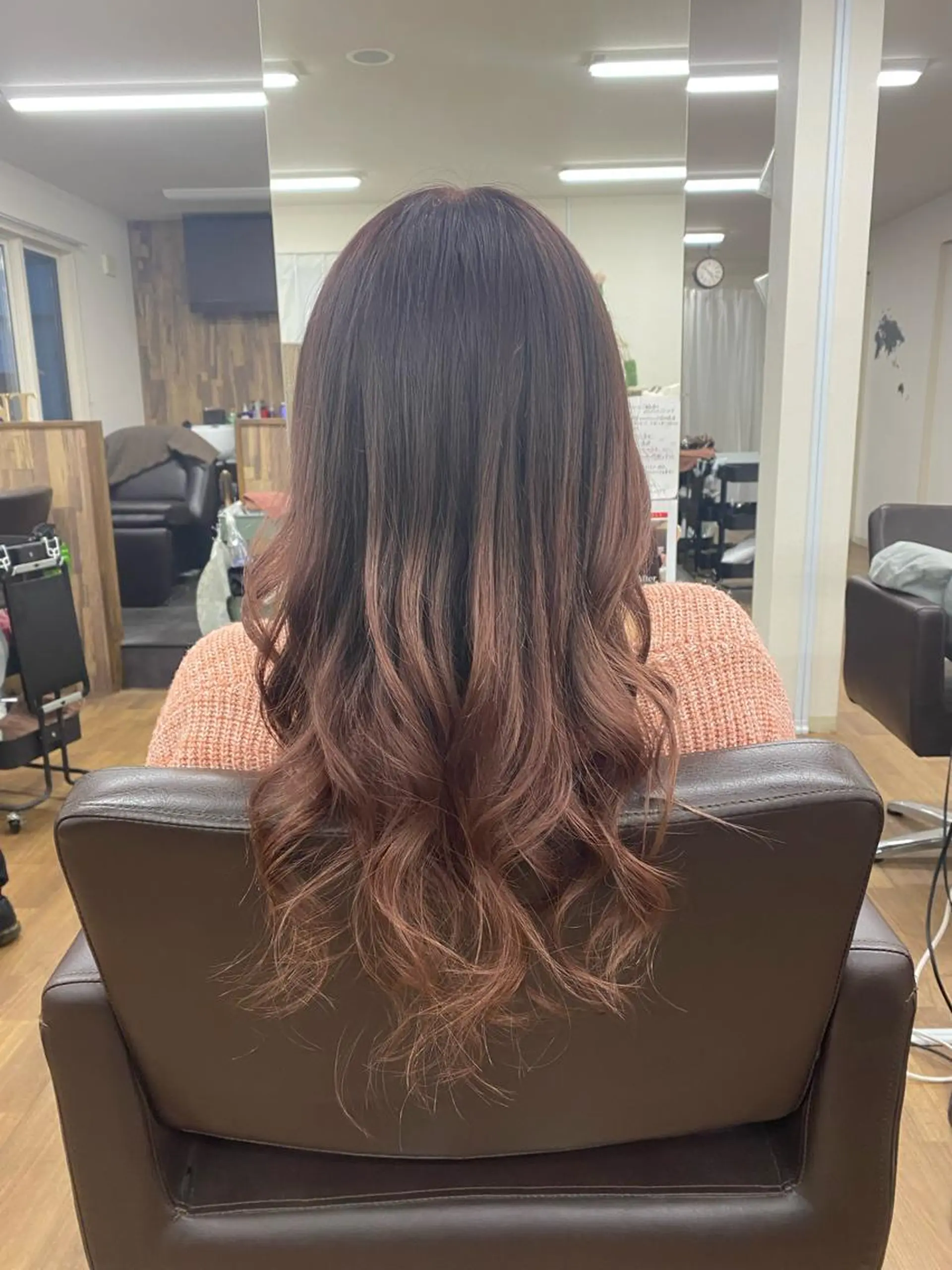 ロング カラー 梅澤 由衣のヘアスタイル