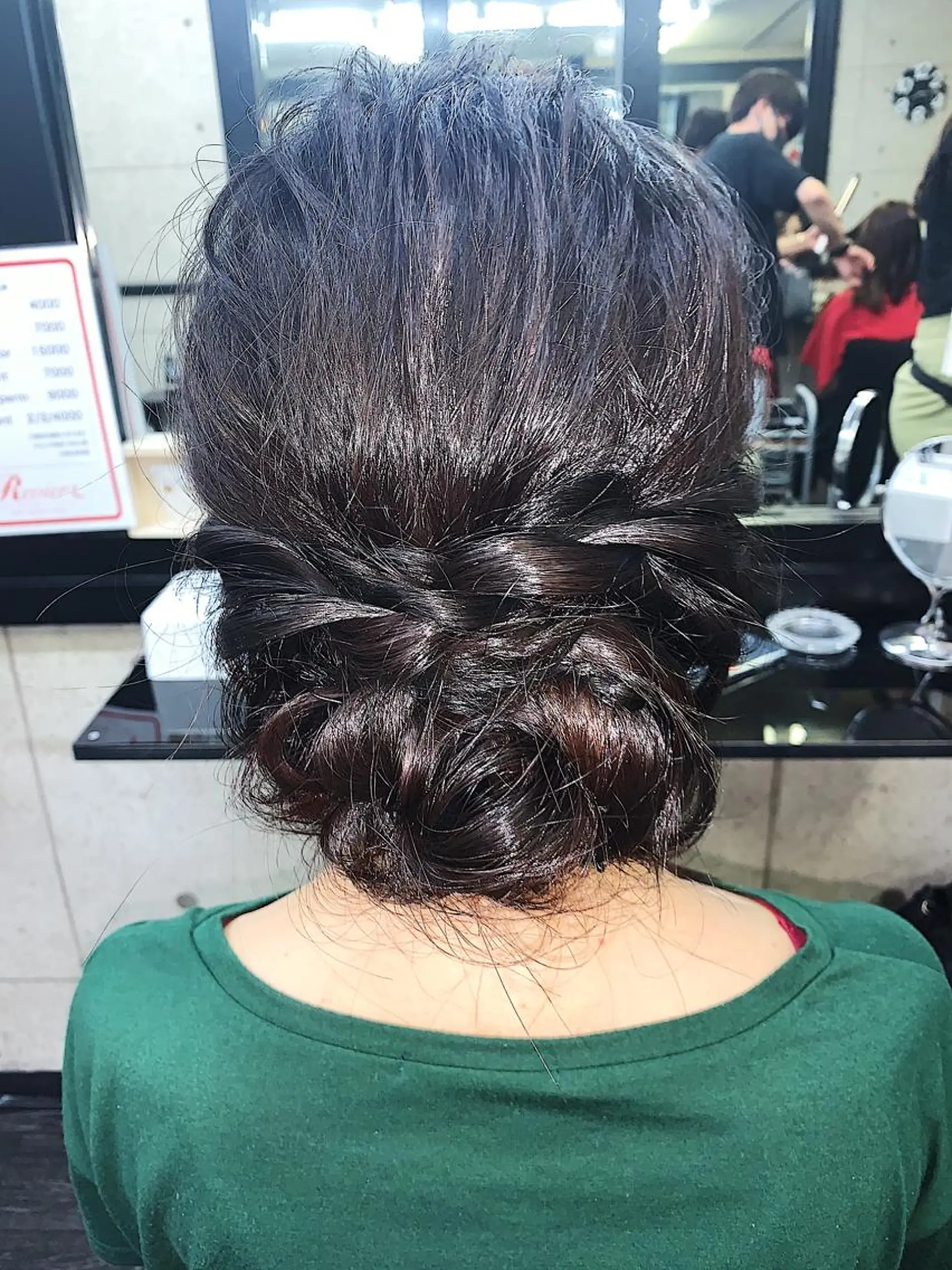 セミロング 京都最安価エクステ muuka🦋のヘアスタイル