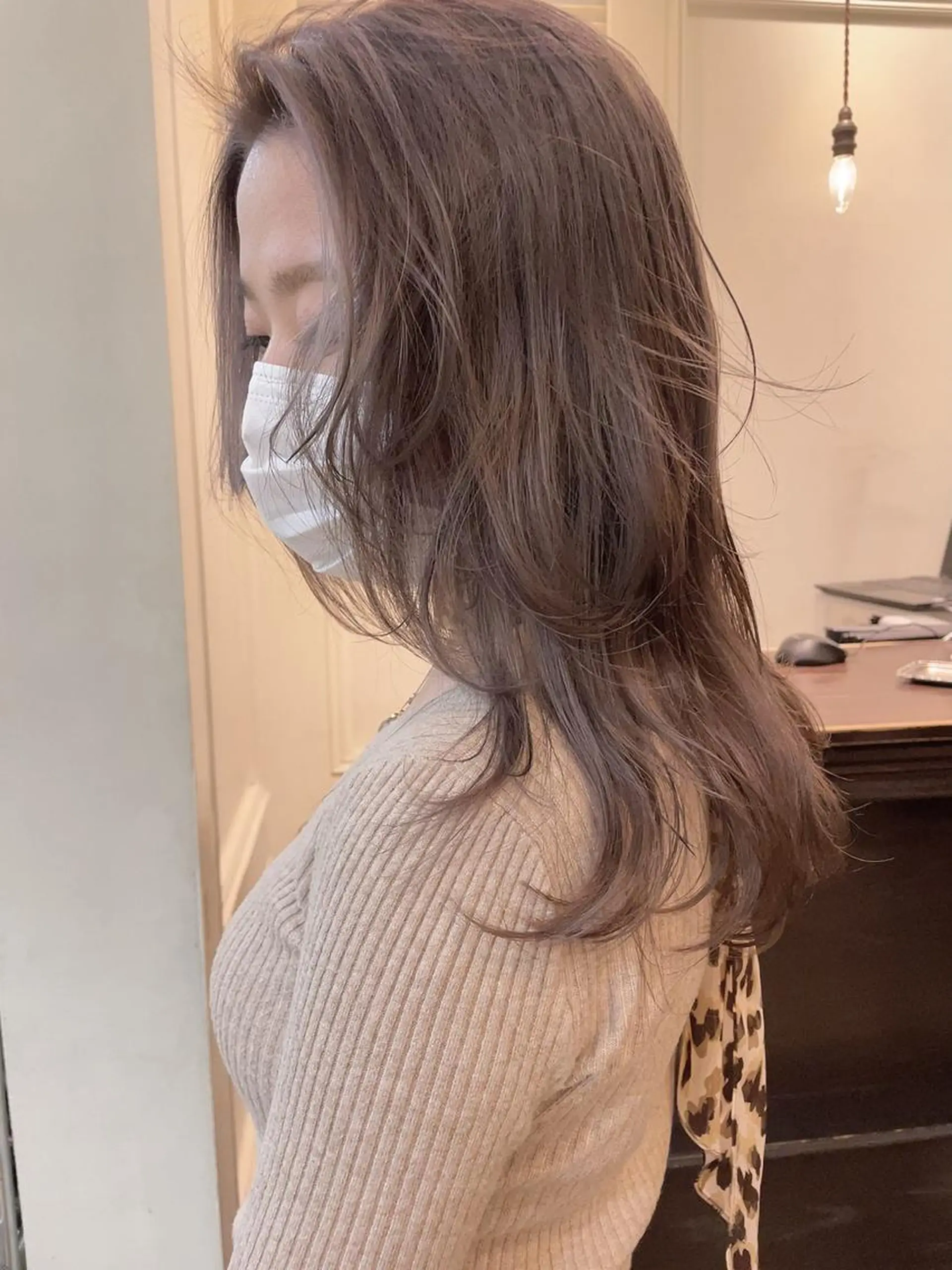 ミディアム カラー 大人girly🛋️ 🤍yukakoのヘアスタイル