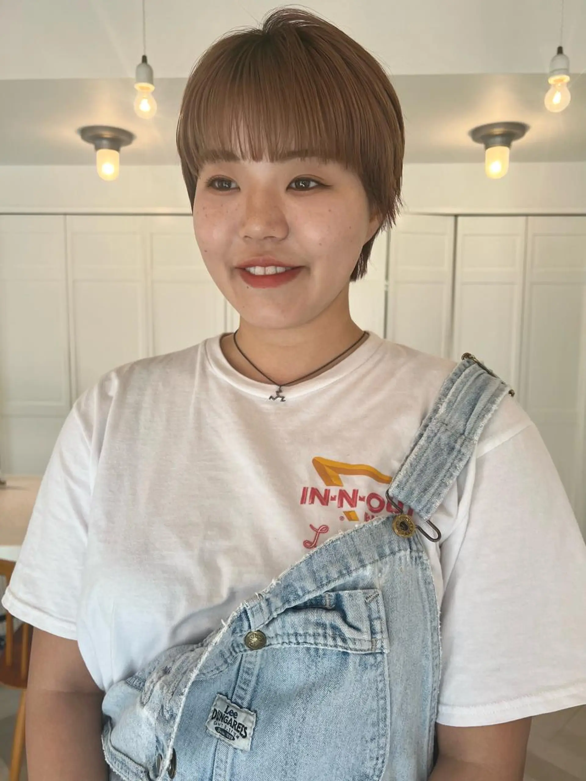 ショート ブリーチカラー🎀 韓国風/寺門美優のヘアスタイル