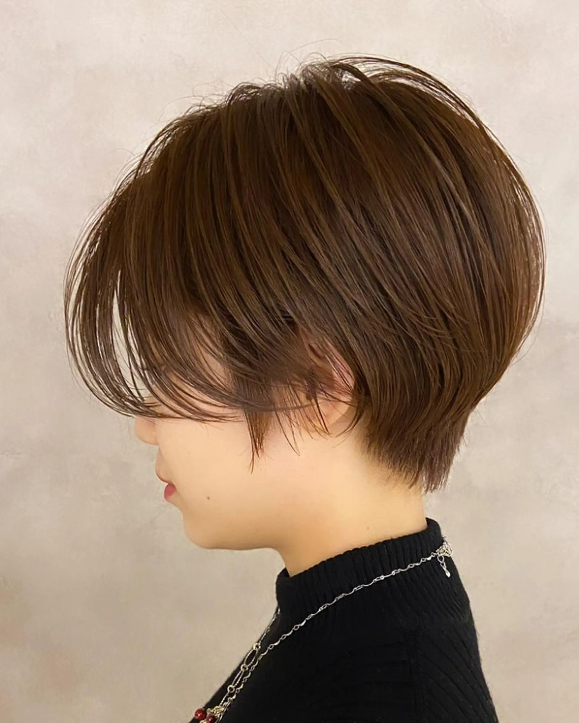 ショート カラー ベリーショート ブラウンカラー マットブラウン くびれヘア ショートヘア カット ヘアカラー 大人ヘア/ショート/ ボブ/レイヤーのヘアスタイル