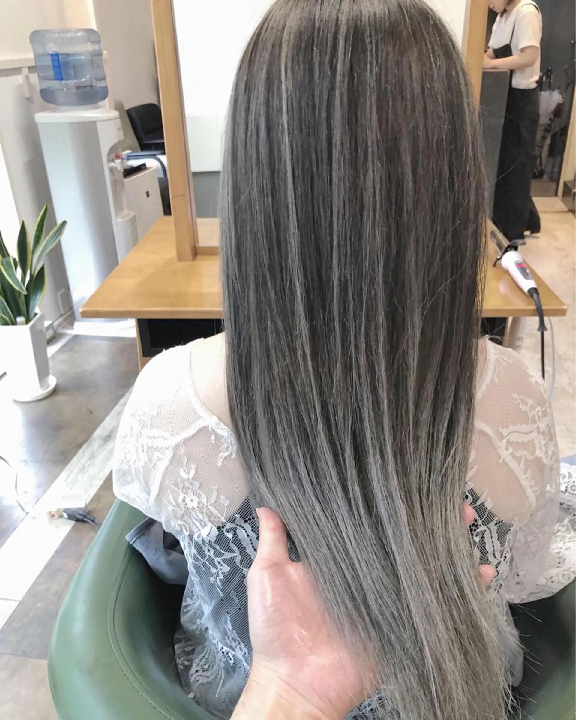 セミロング カラー ヘアアレンジ バレイヤージュ レイヤーカット ヘアカラー トリートメント GiseL天神カラー 髪質改善/ブリーチのヘアスタイル