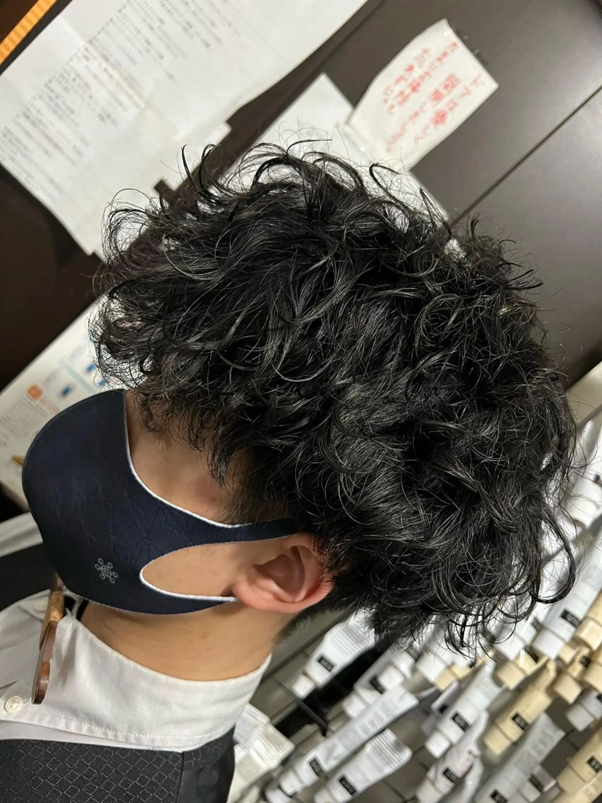ショート パーマ メンズ 波巻きパーマ 二本木 秀成のヘアスタイル