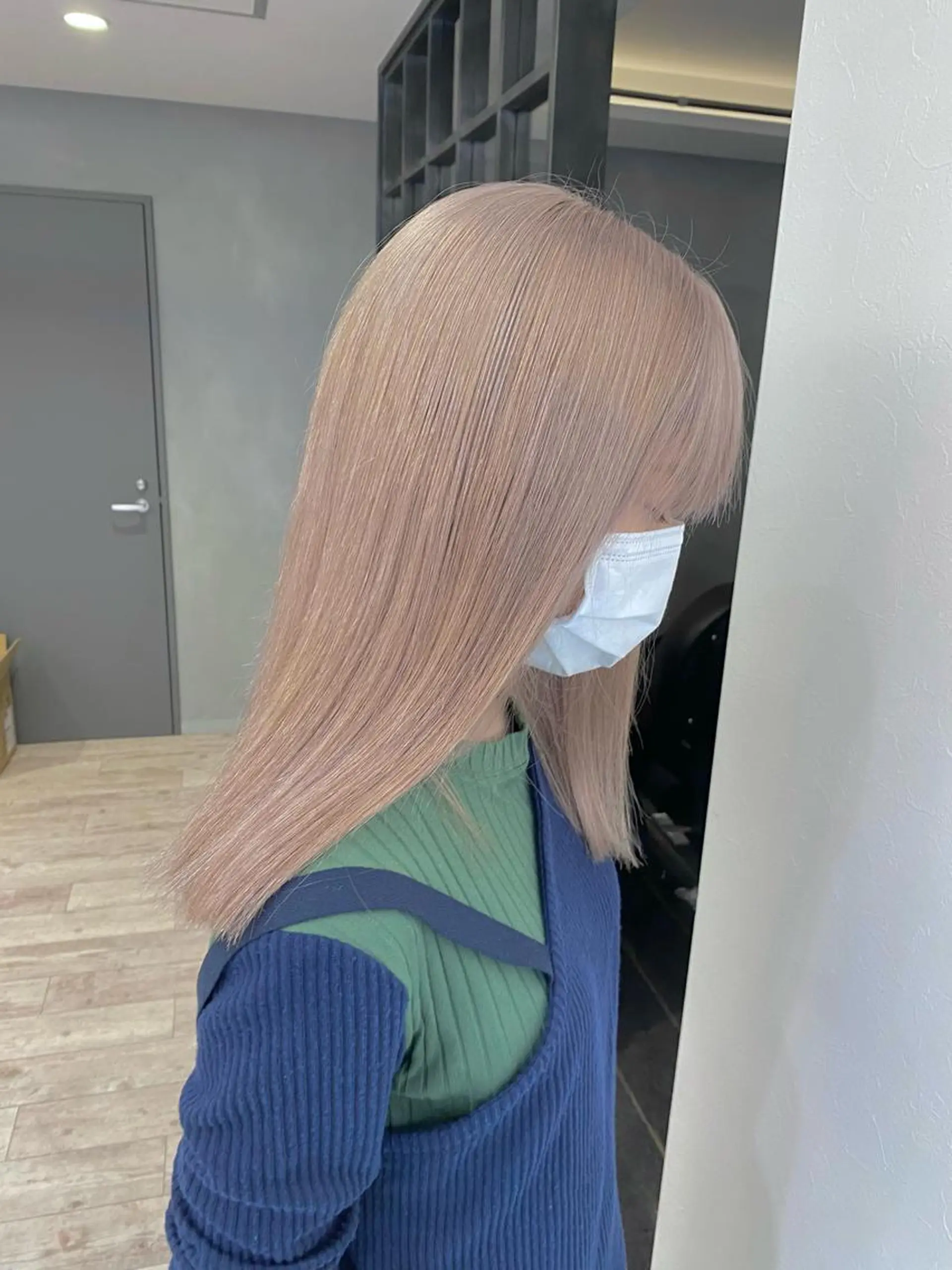 ロング カラー ベージュカラー ブリーチ ケアブリーチ 透明感カラー ハイトーンカラー ヘアカラー ハイトーン特化サロン 🍑momo🍑のヘアスタイル