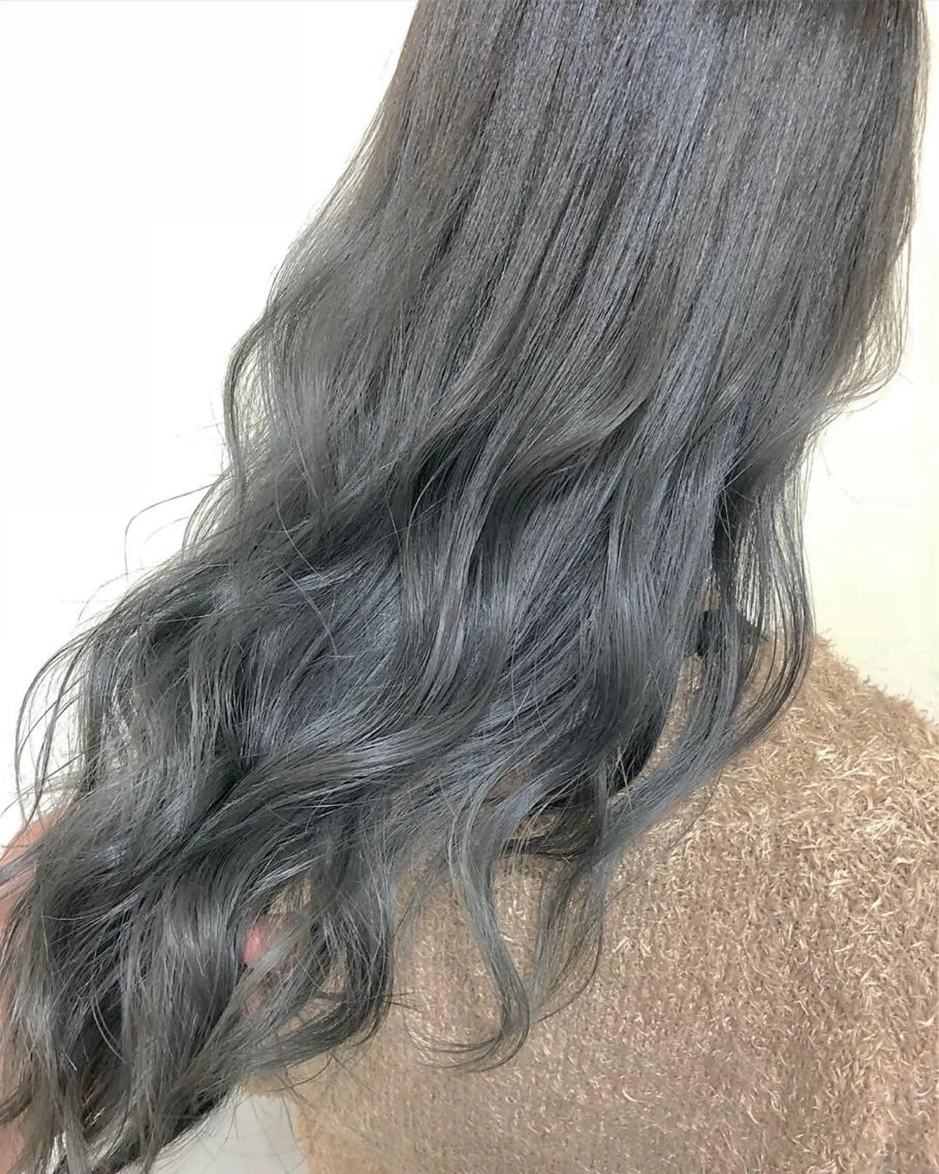 ロング ヤマグチ ヒカルのヘアスタイル