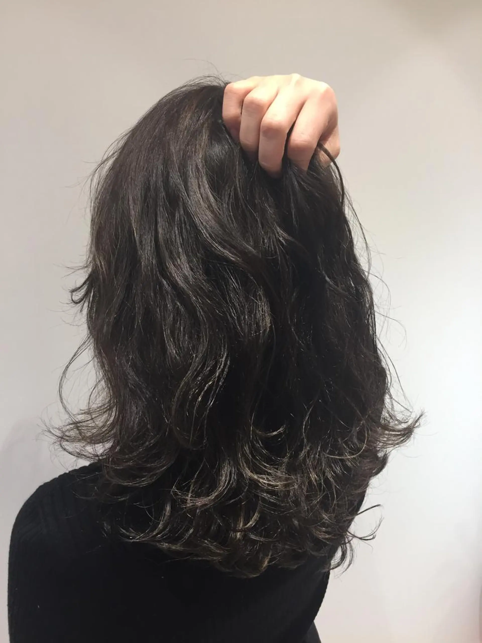 セミロング カラー ヘアアレンジ グレージュ ハイライトカラー ハイライト メンズパーマ特化/ メッシュ/薫/店長のヘアスタイル