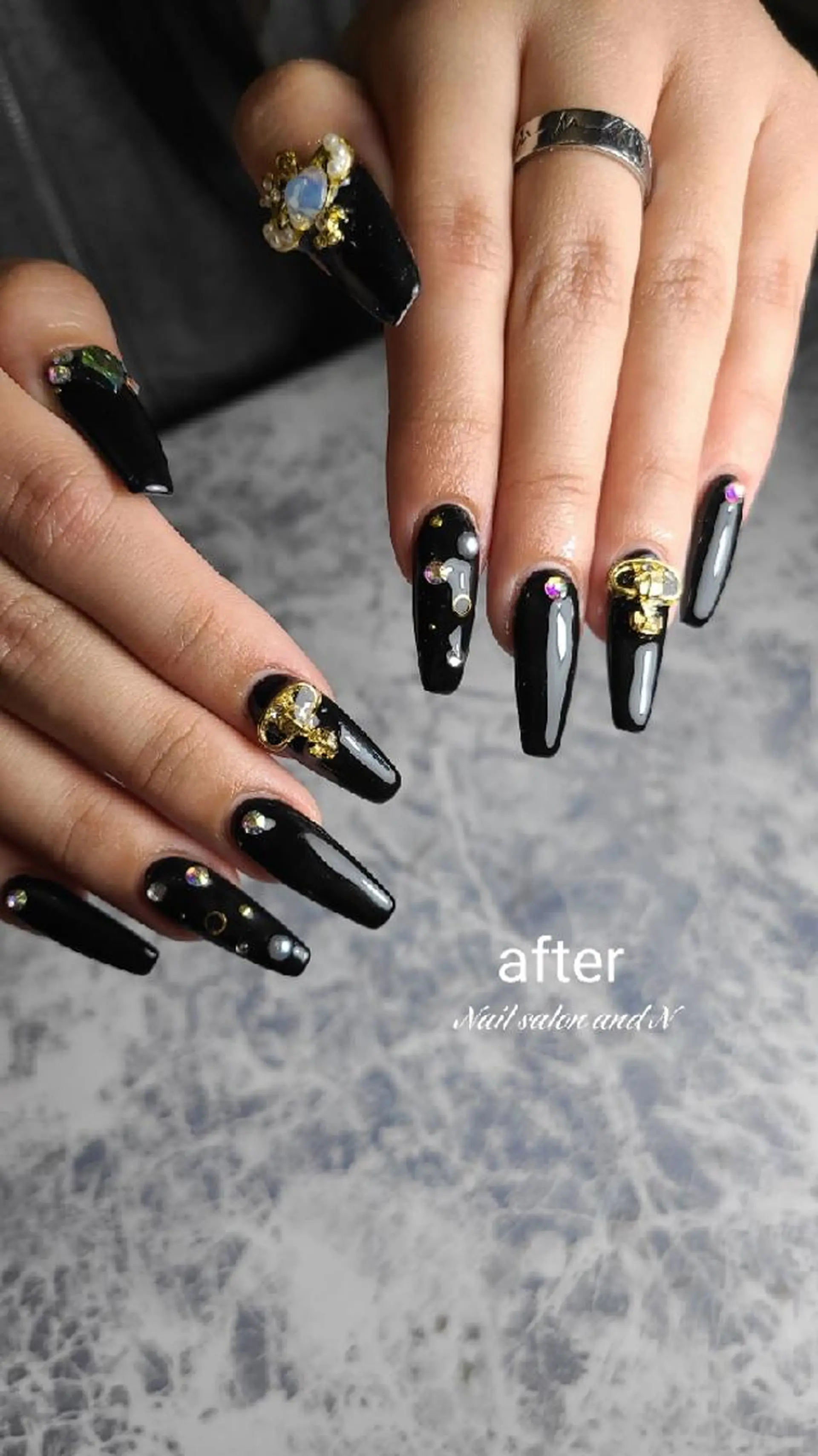 ネイル and Nのネイルデザイン