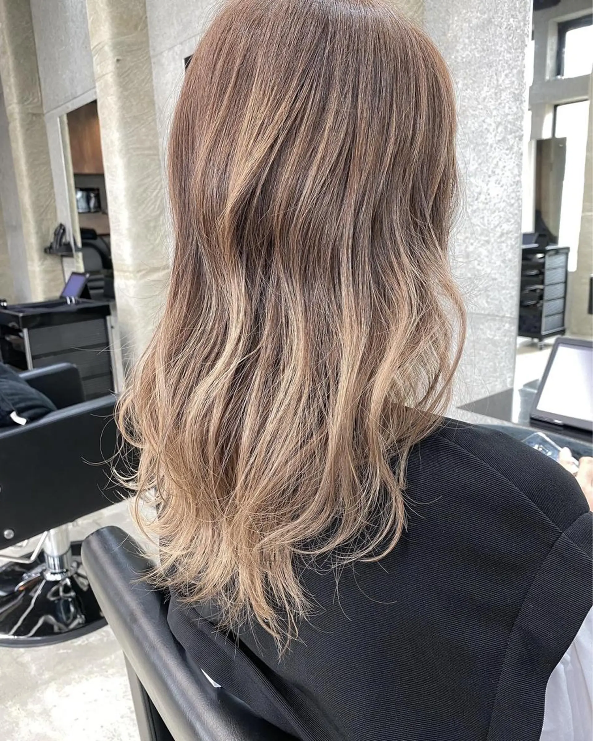 セミロング カラー パーマ 髪質改善 縮毛矯正 トリートメント OVER→三軒茶屋 /縮毛矯正・髪質改善のヘアスタイル