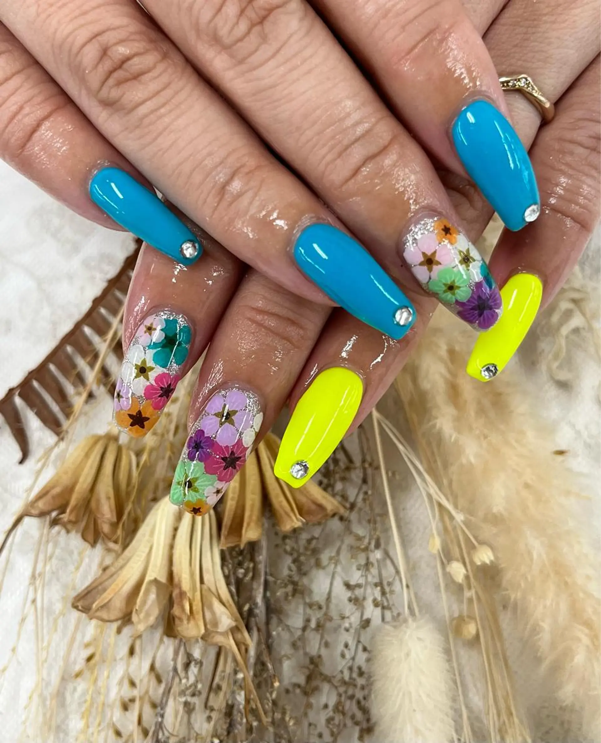 ネイル ハンドネイル Basic町田本店 Suzunaのネイルデザイン